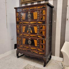 Meubles de rangement coréens Samcheungjang, bois fruitier et accessoires en bronze