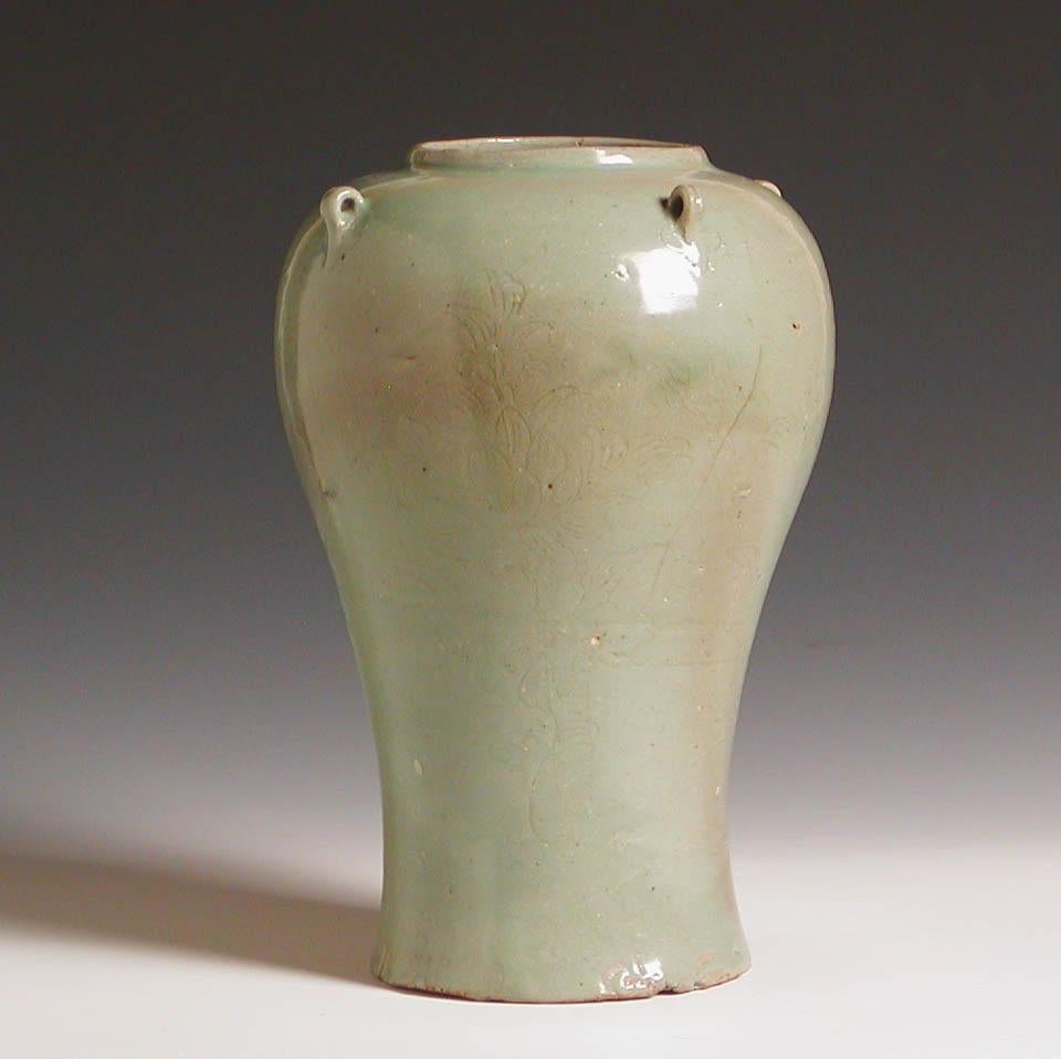 Korean Celadon Baluster Jar, Koryo Dynasty, 12th Century In Good Condition For Sale In New York, NY