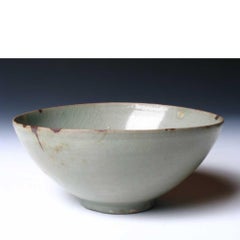 Korean Celadon Glazed Bowl with Interior Carved Design of Three Phoenixes