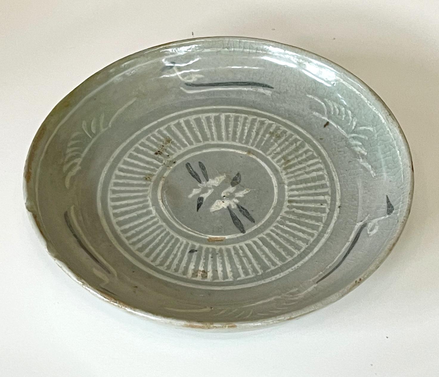 Korean Celadon Inlay Plate Goryeo Period For Sale 5