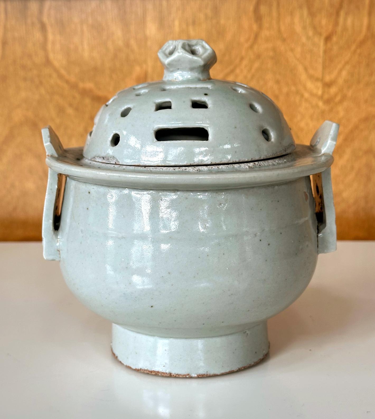 19th Century Korean Celadon Ritual Incense Burner Joseon Dynasty For Sale