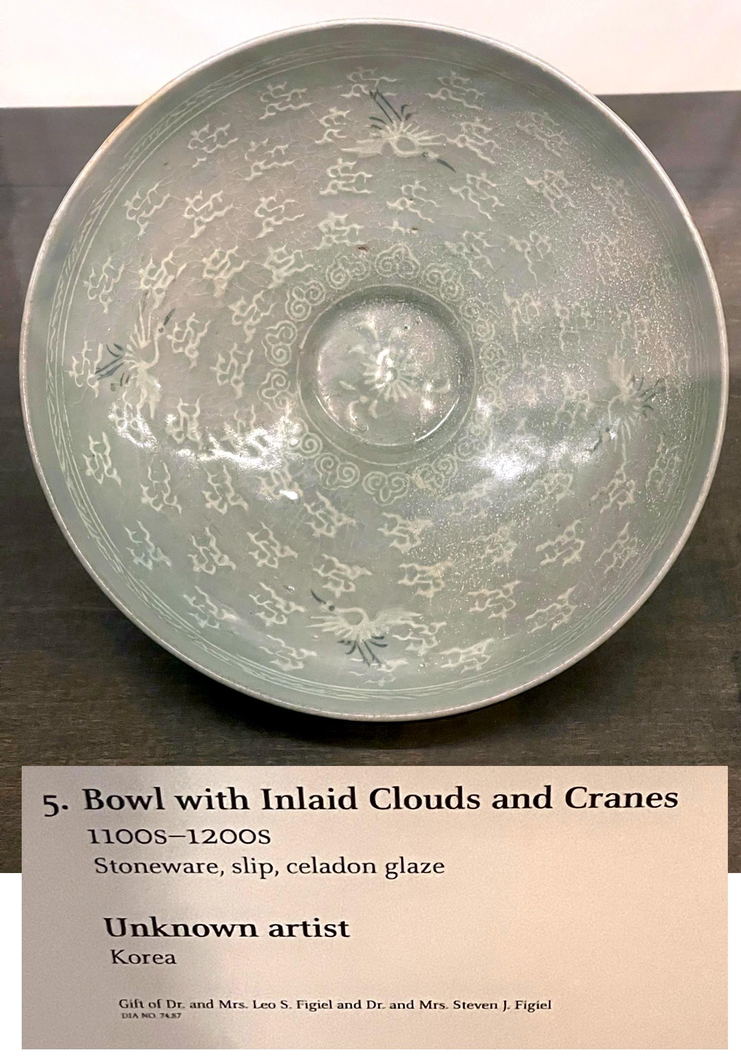 Korean Ceramic Celadon Bowl with Slip Inlay Goryeo Dynasty For Sale 15