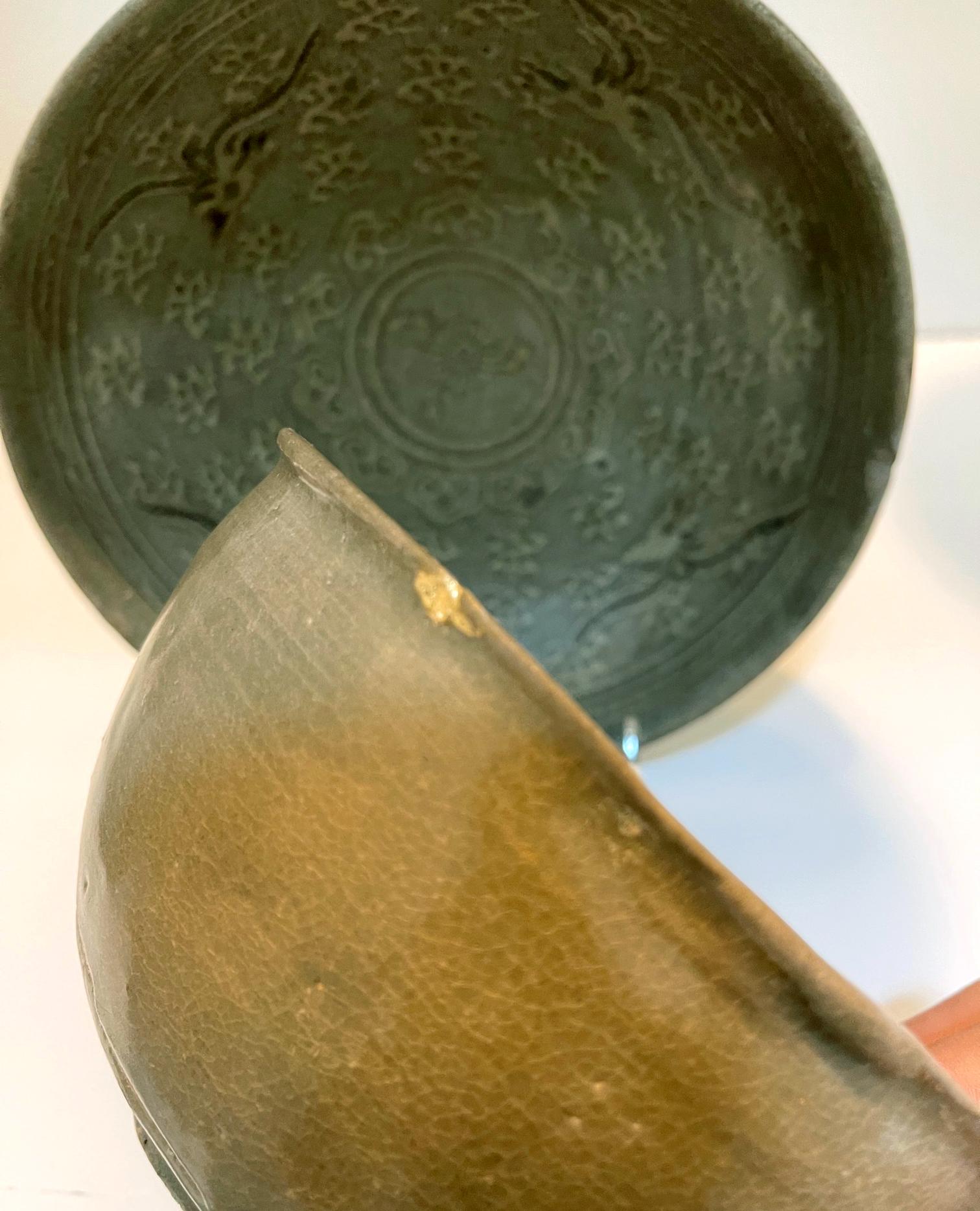 Korean Ceramic Celadon Deep Bowl Goryeo Dynasty For Sale 8