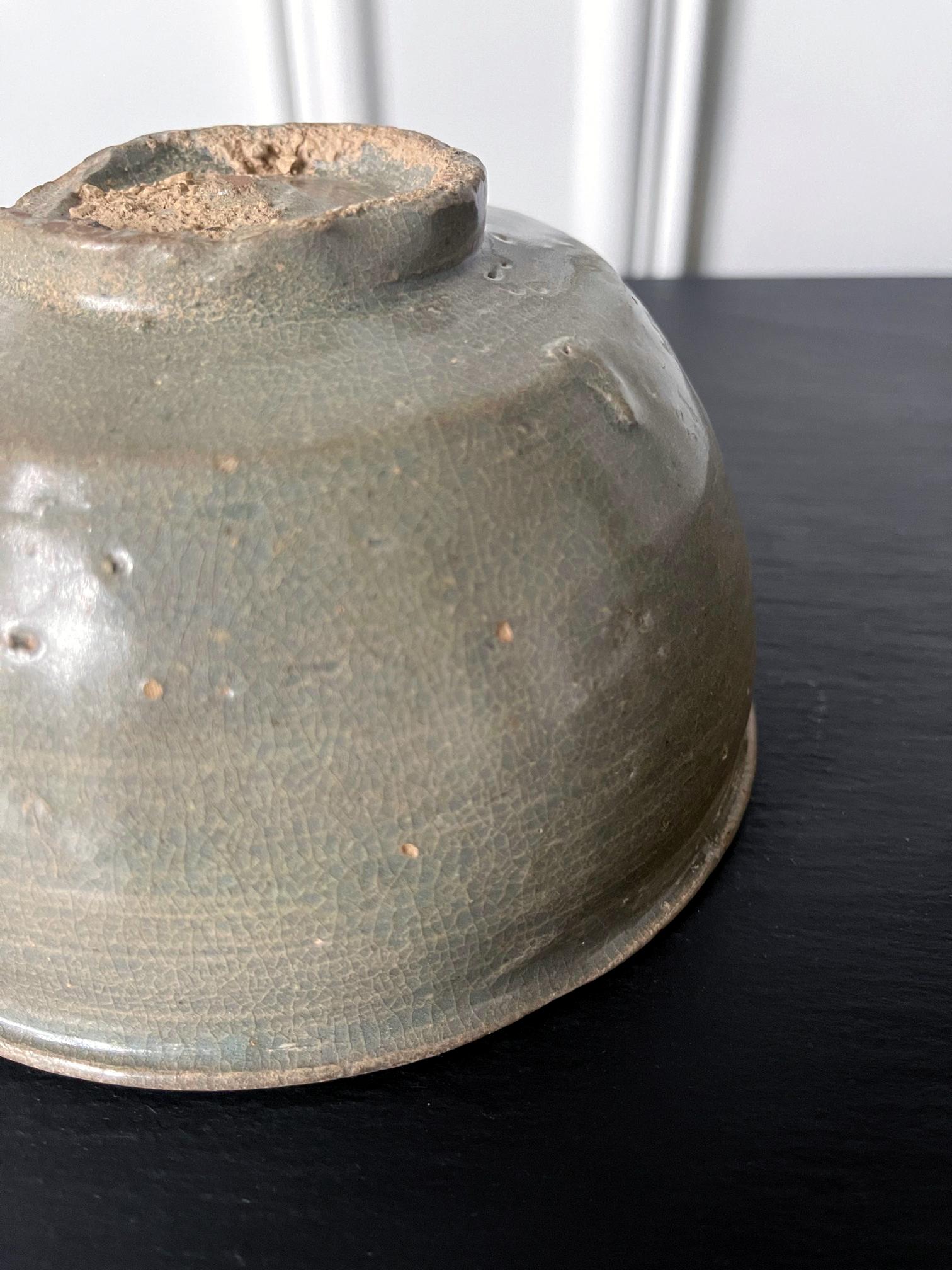 Korean Ceramic Celadon Deep Bowl Goryeo Dynasty For Sale 2