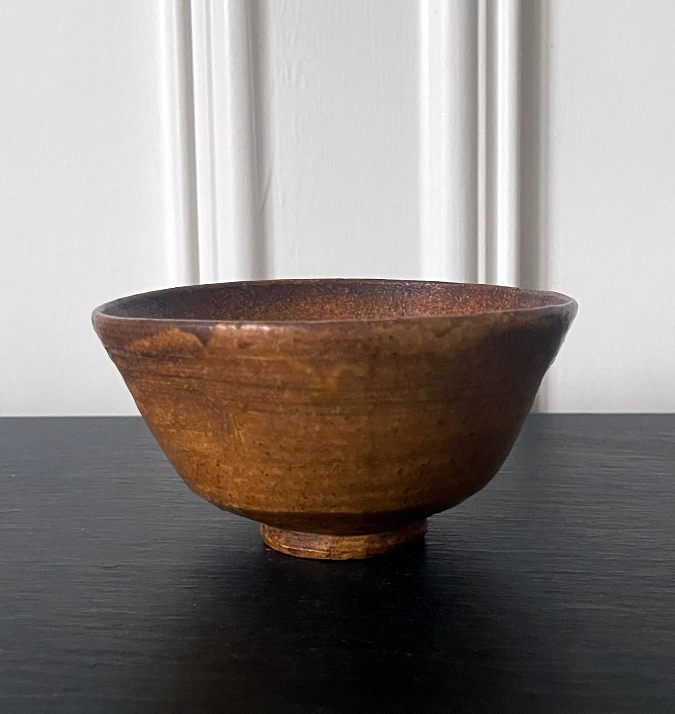 Korean Ceramic Irabo Tea Bowl Chawan Joseon Dynasty In Good Condition For Sale In Atlanta, GA