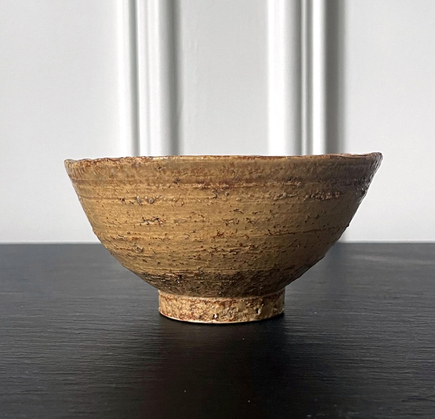 18th Century and Earlier Korean Ceramic Ki-Irabo Tea Bowl Chawan Joseon Dynasty For Sale