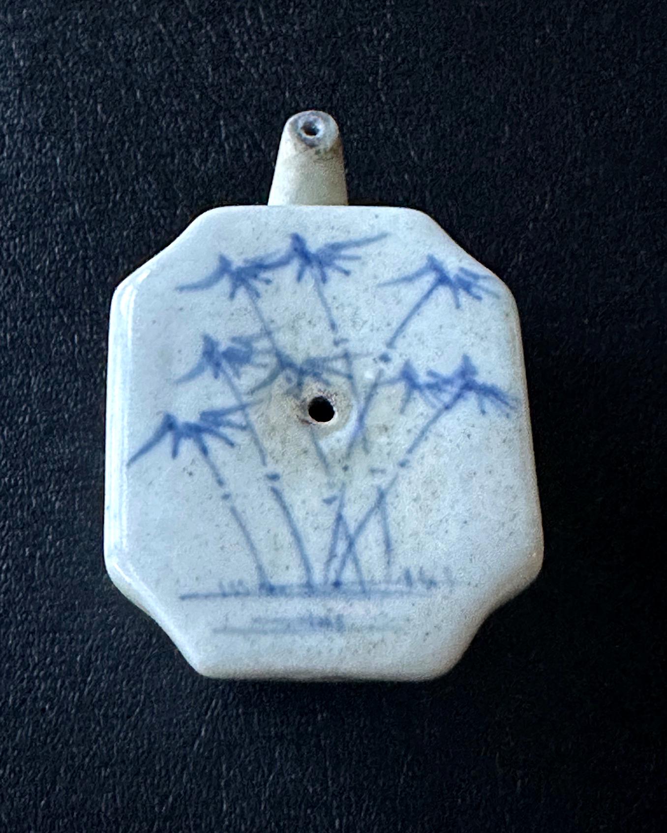 Other Korean Ceramic White Porcelain Water Dropper Joseon Dynasty For Sale