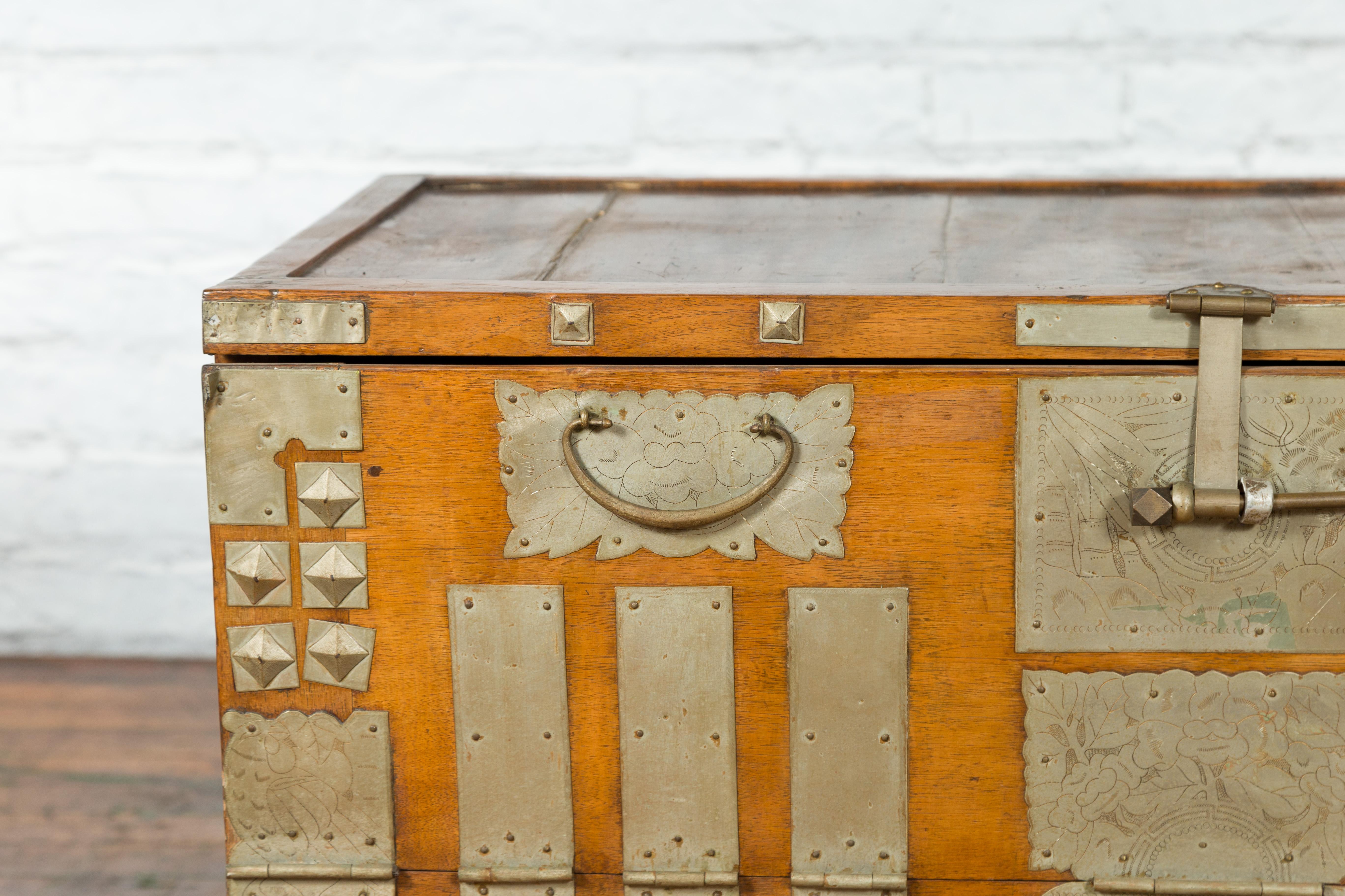 Korean Early 20th Century Storage Chest with Silver Plated Brass Hardware For Sale 3