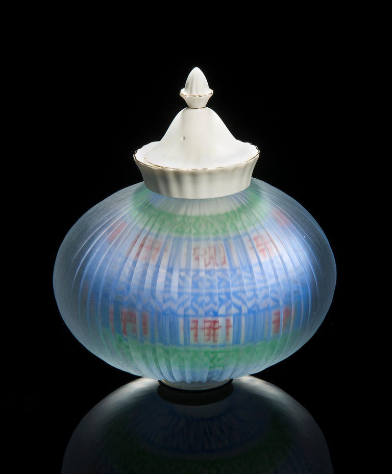 Korean Glass 25, a unique porcelain and glass sculpture by Choi Keeryong In New Condition For Sale In London, GB