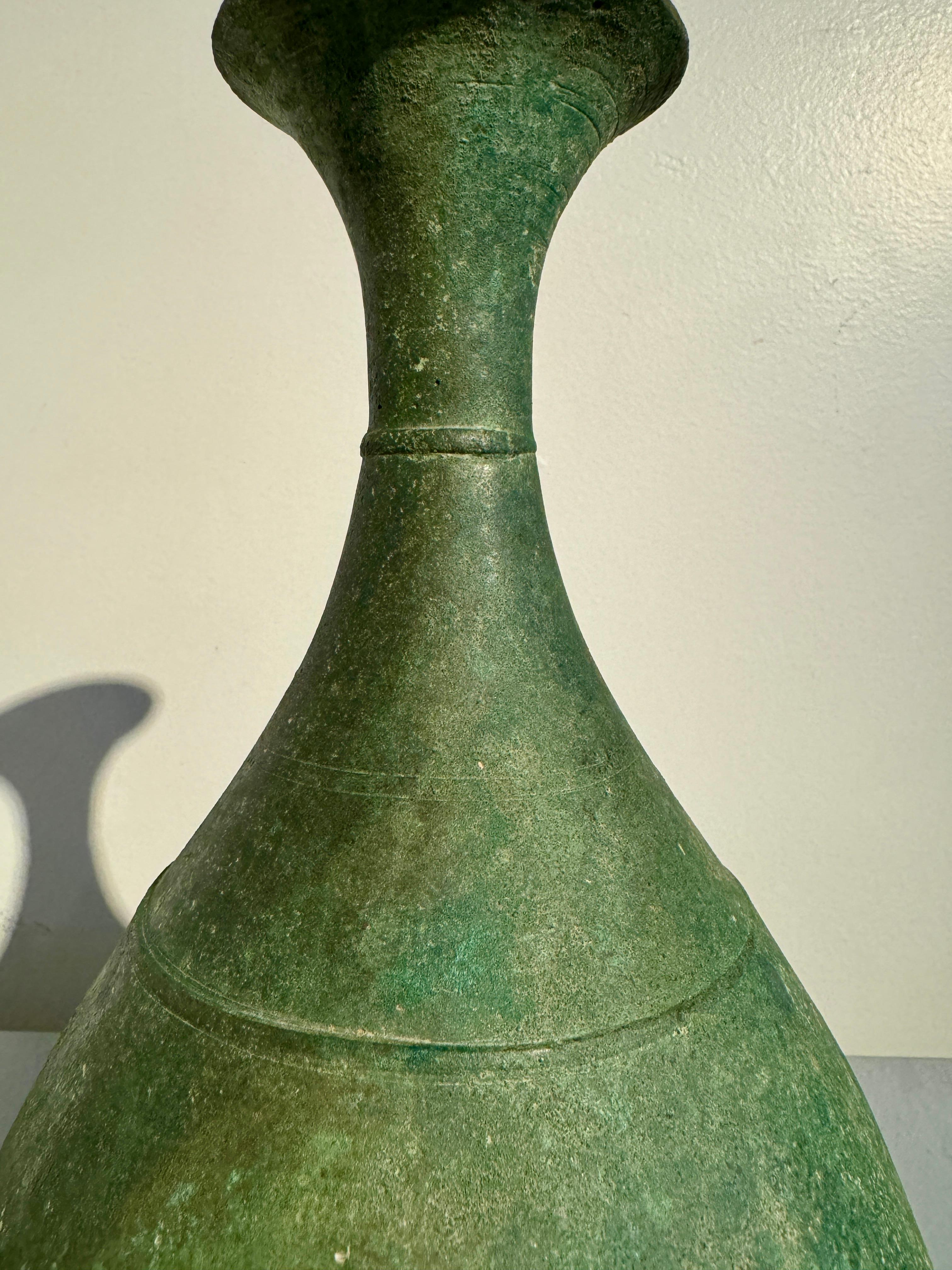 Korean Goryeo Bronze Bottle Vase with Green Patina, 12th/13th Century For Sale 6