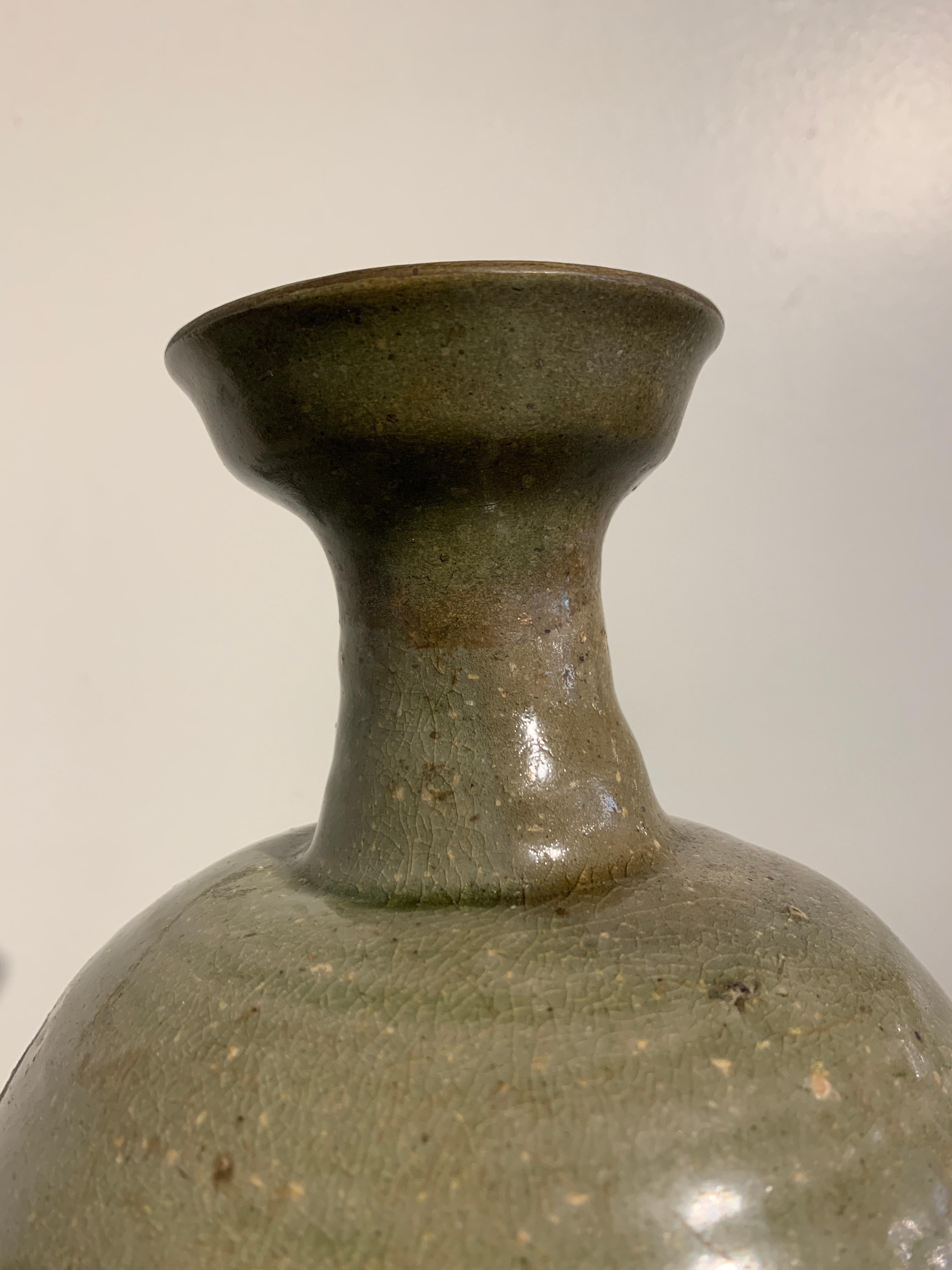 goryeo celadon vase