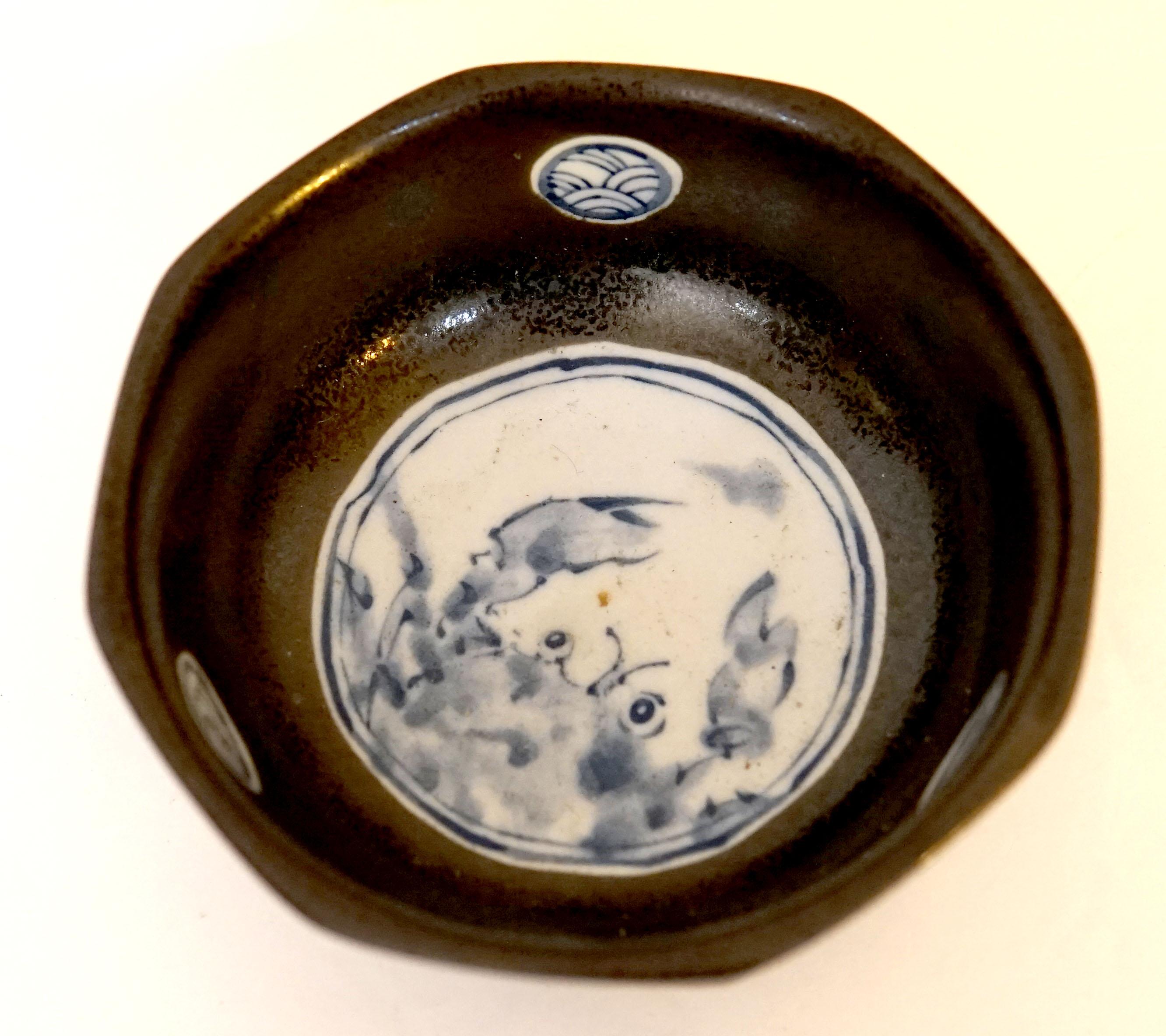 South Korean Korean Hexagonal Blue and White Ceramic Glazed Earthenware Bowl For Sale