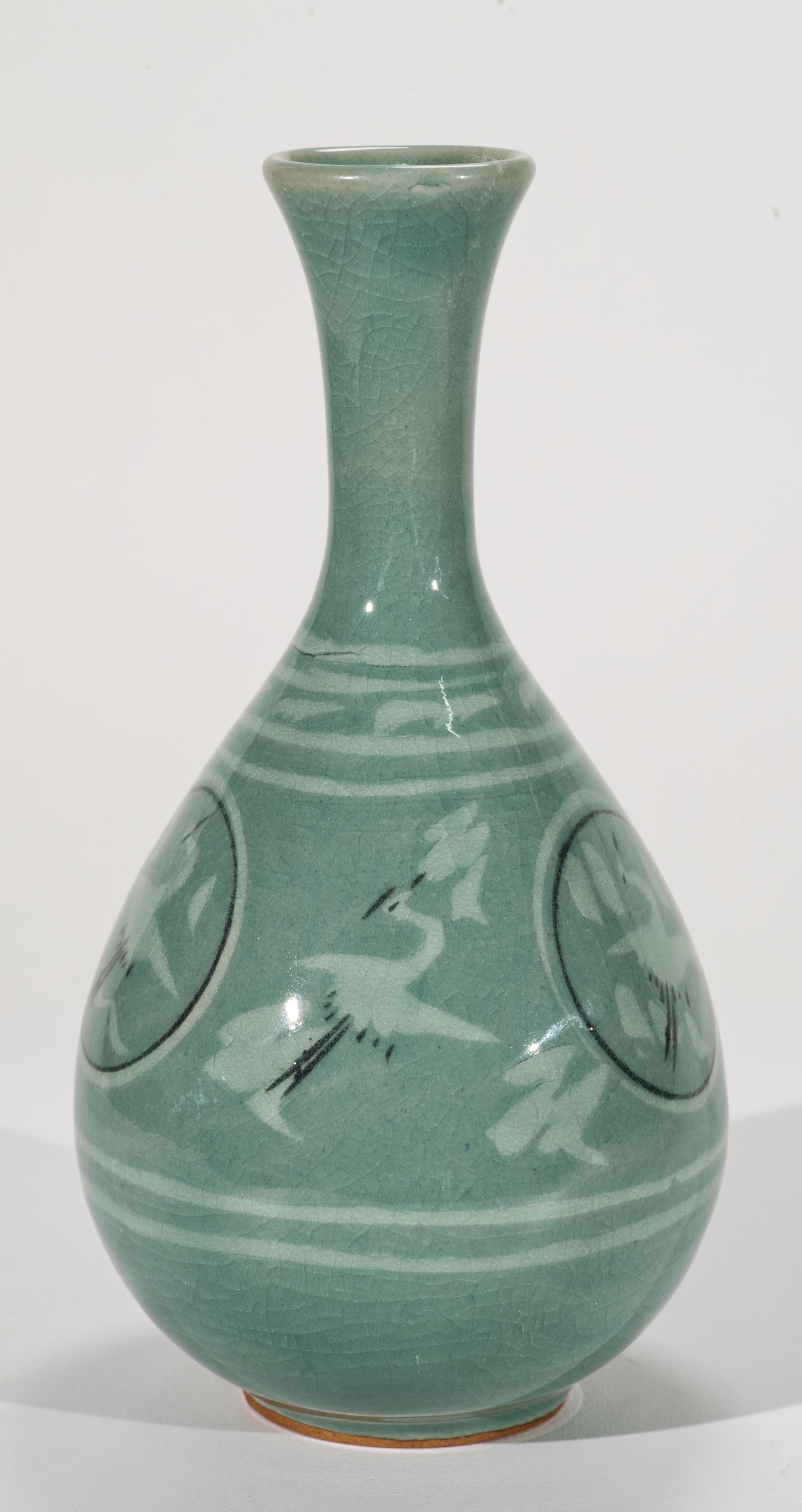 Korean Light Celadon Goryeo Bud Vase, Flying Cranes and Clouds In Good Condition For Sale In Clifton Springs, NY