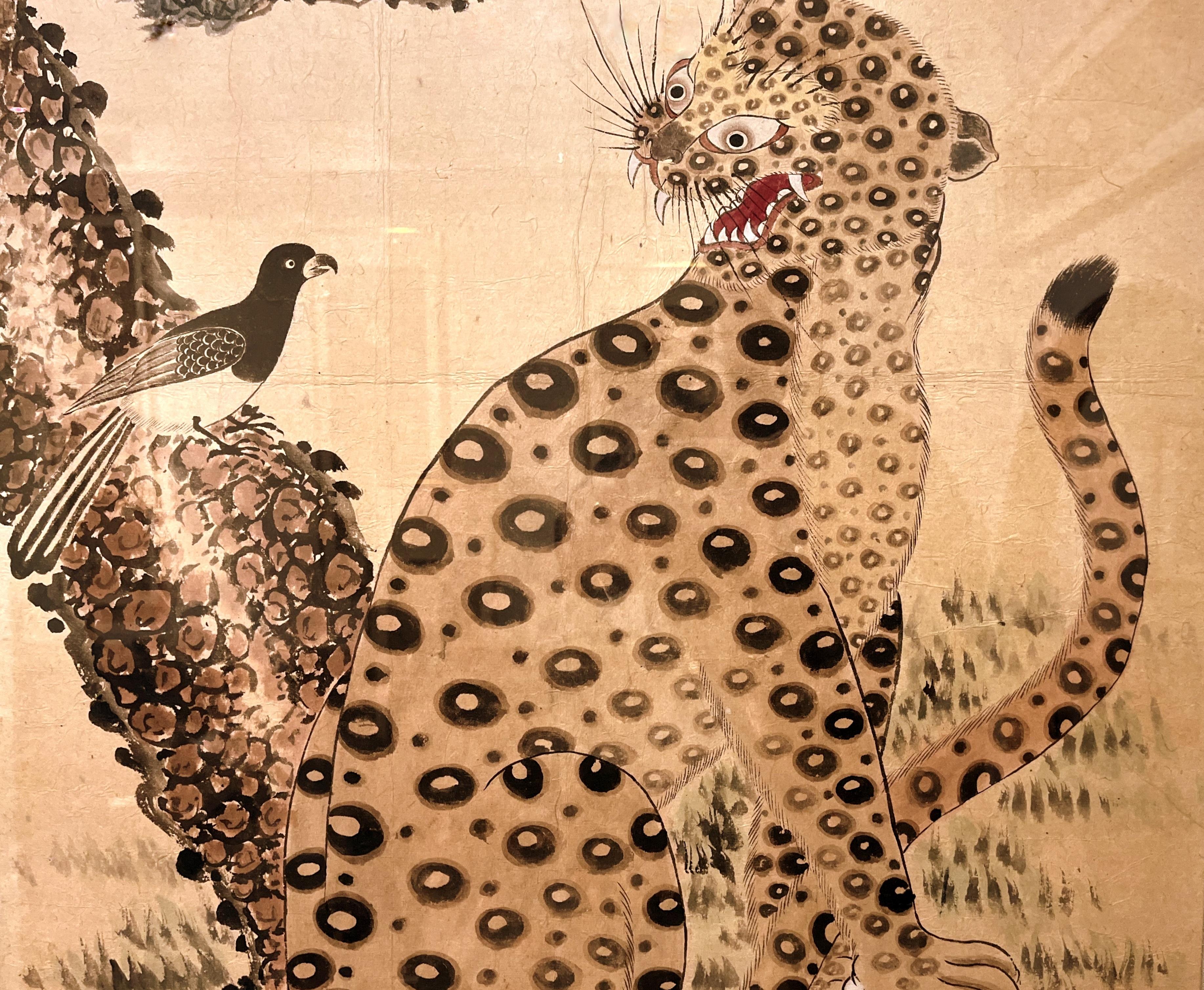 Papier Peinture coréenne Minhwa d'un Magpie noueux tacheté en léopard  en vente