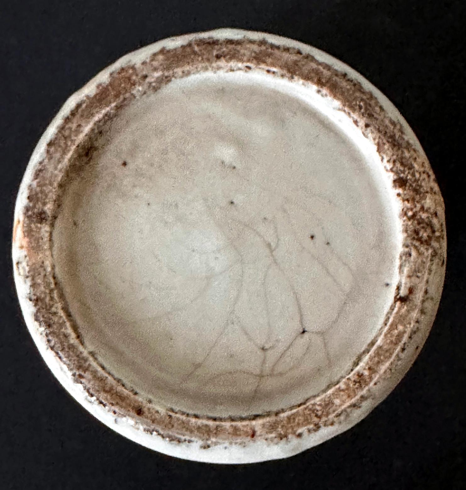 Korean Reticulated Celadon Brush Holder Joseon Dynasty For Sale 2