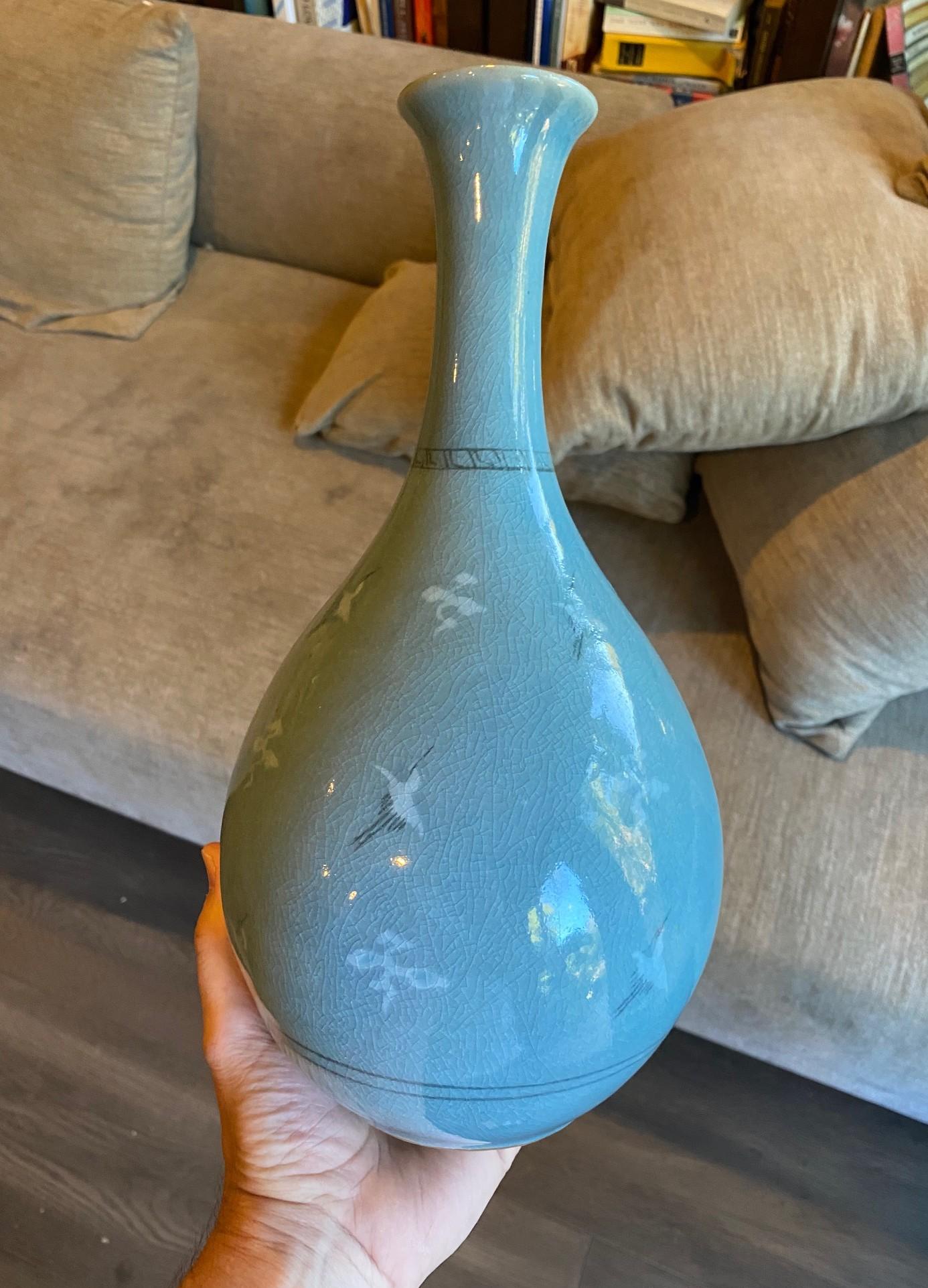 Korean Signed & Stamped Celadon Ceramic Blue Green Crackle Glazed Cranes Vase For Sale 8