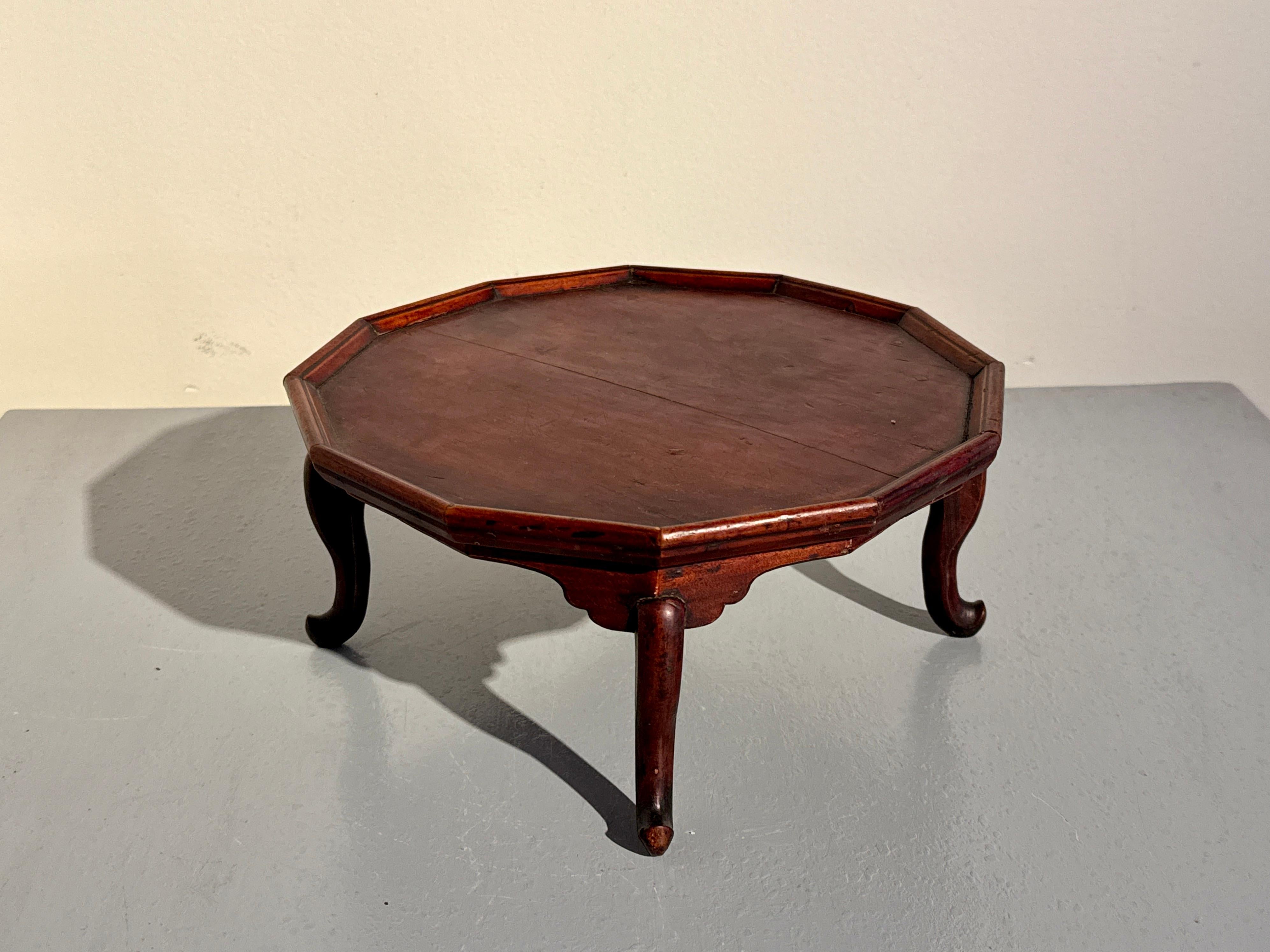Hand-Carved Korean Small Wood Tray Table, Soban, Joseon Dynasty, Late 19th century, Korea