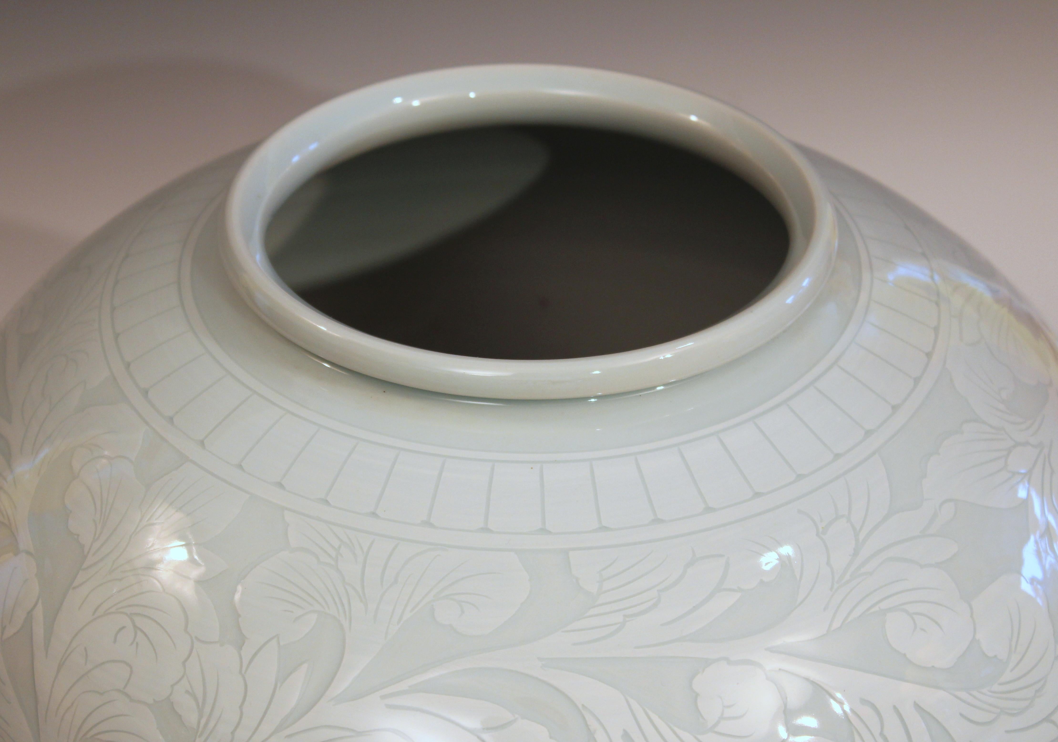 Korean Studio Porcelain Large Moon White Vase Carved Slip Peony Scroll Jar In Excellent Condition In Wilton, CT