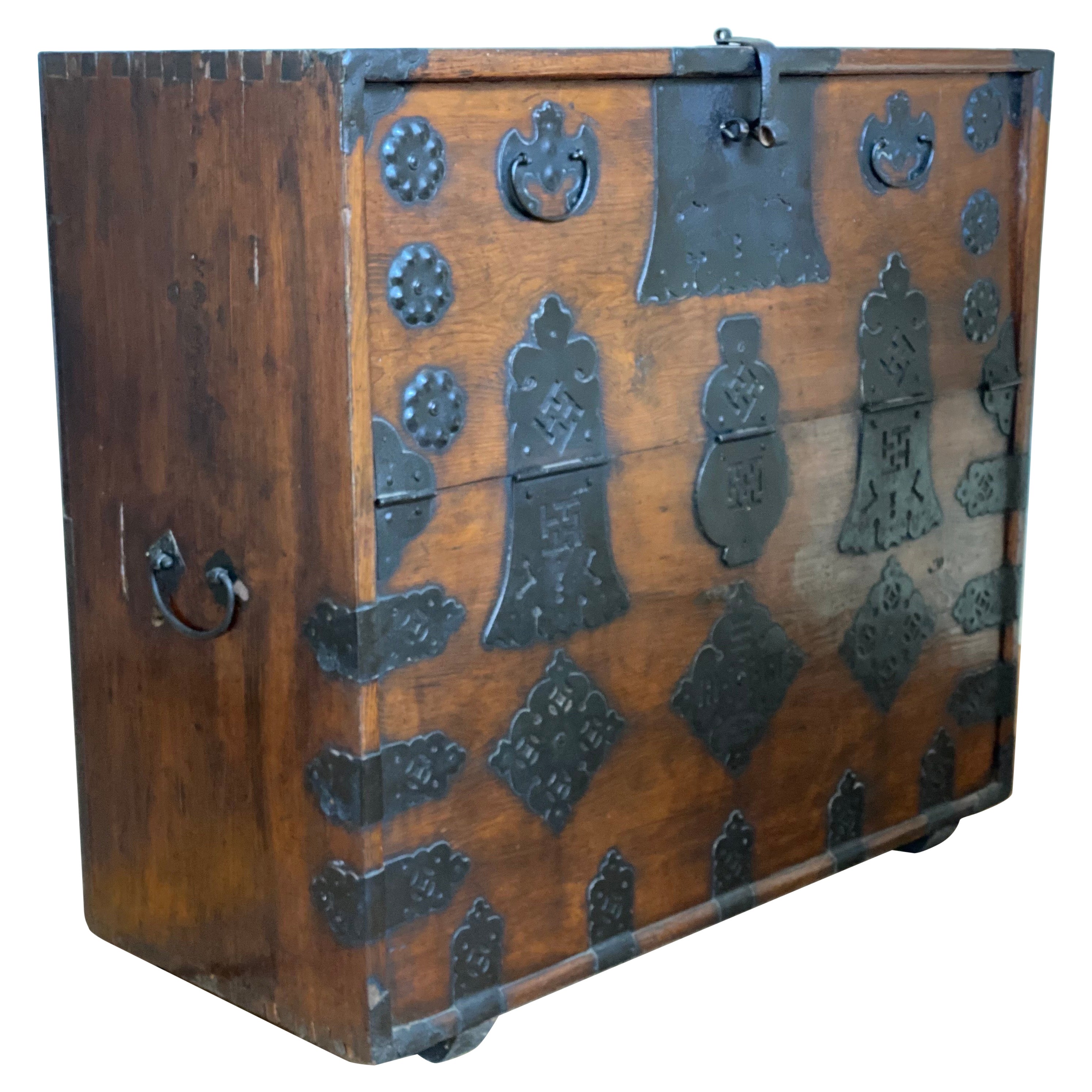 Korean Tansu Elmwood Chest with Iron Hardware, 20th Century