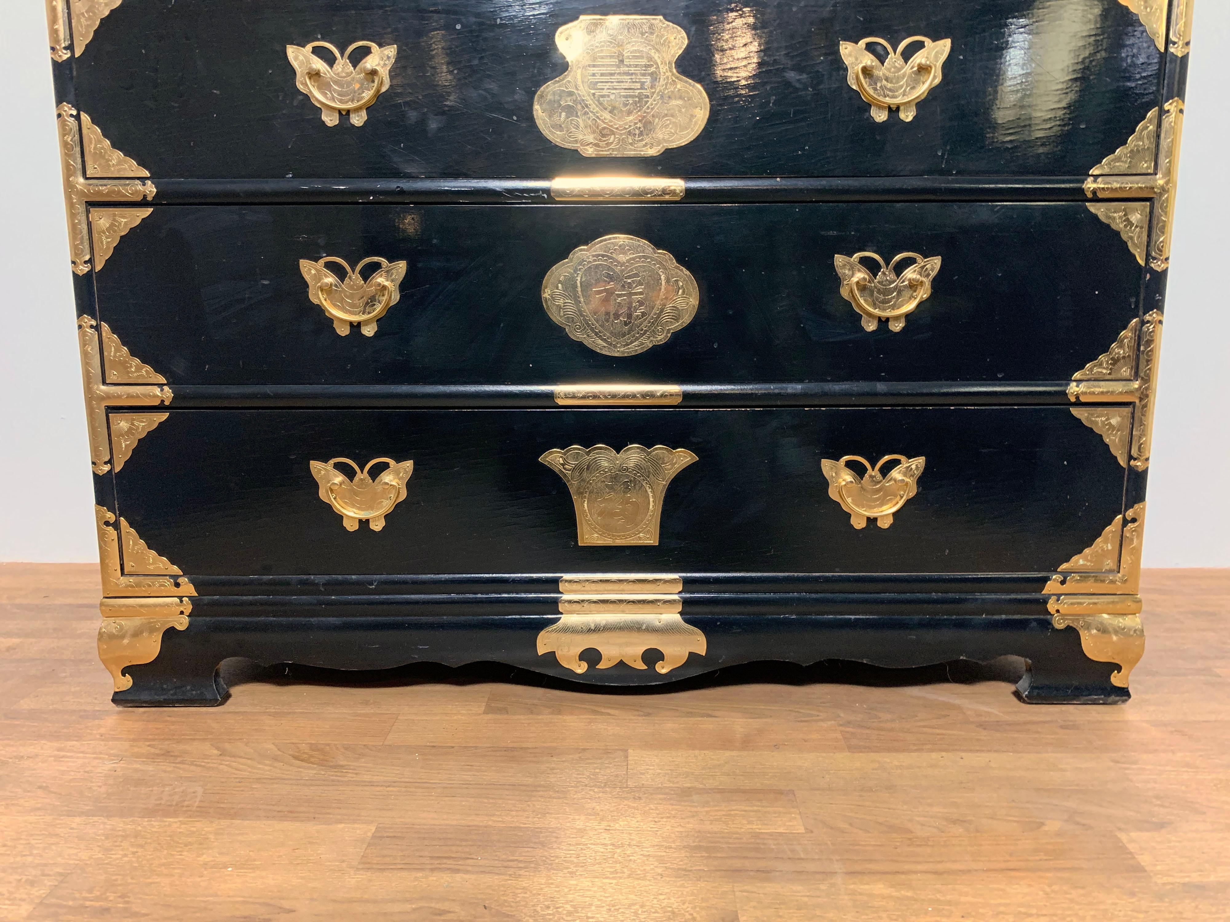 Korean Tansu Style Lacquered Dressing Chest, Circa 1950s 7