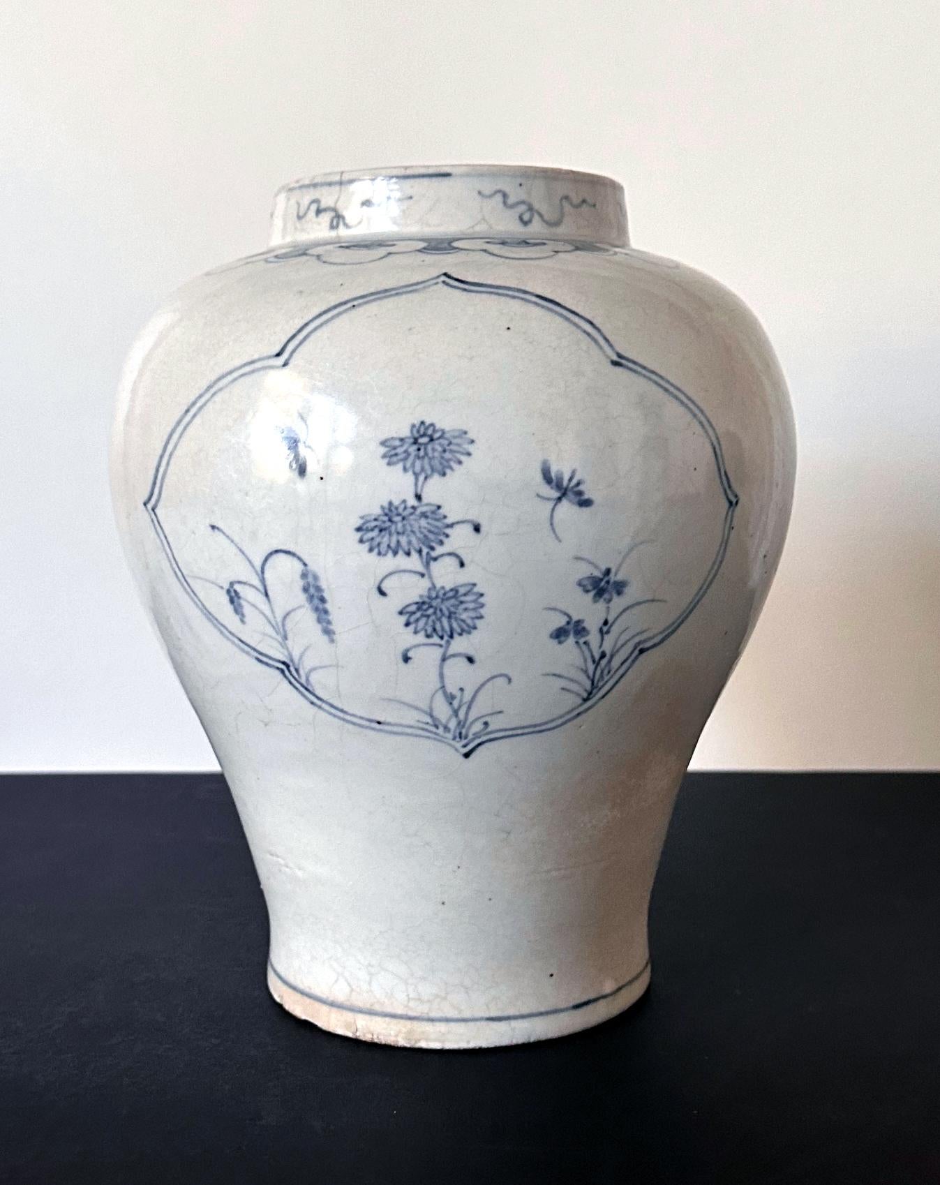 Glazed Korean White Ceramic Jar with Blue Underglaze Painting Joseon Dynasty For Sale