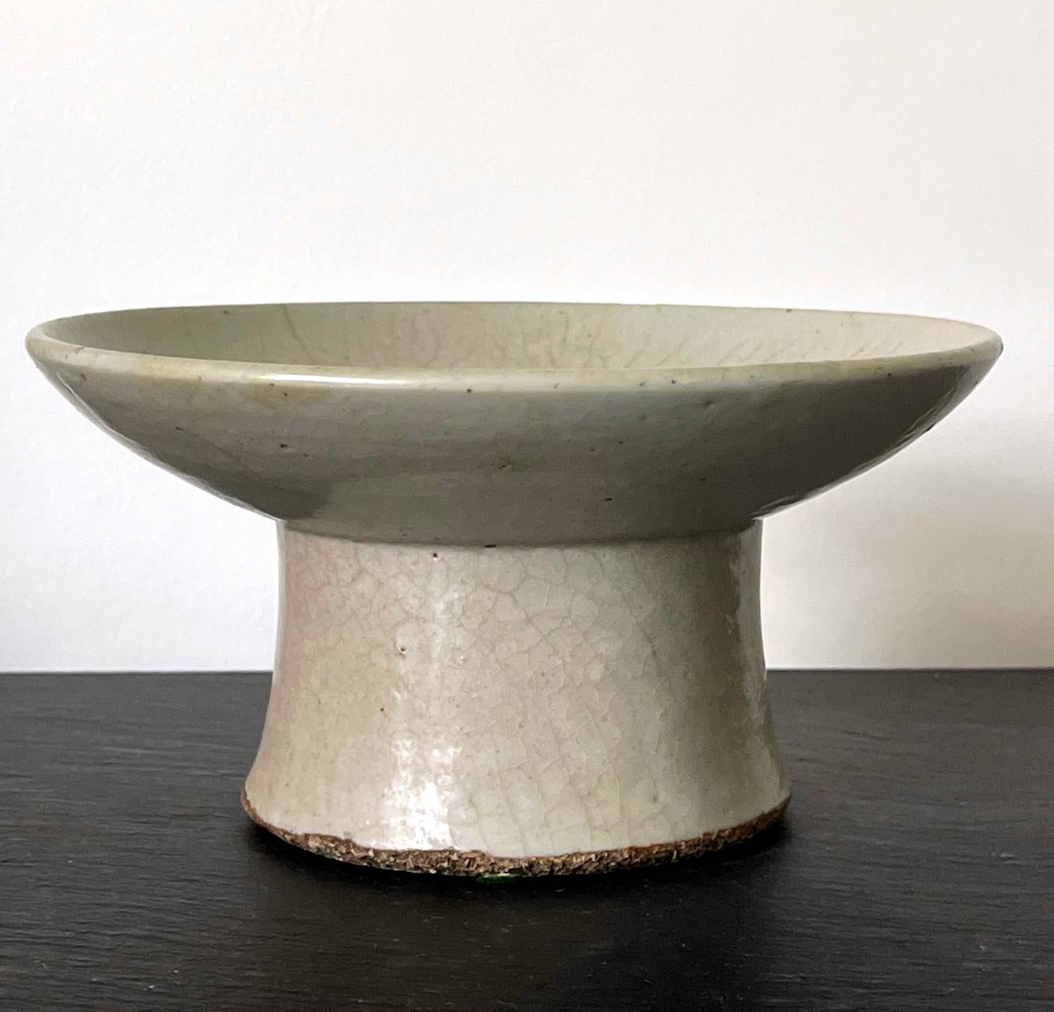 Archaistic Korean White Ceramic Stem Dish Joseon Dynasty For Sale