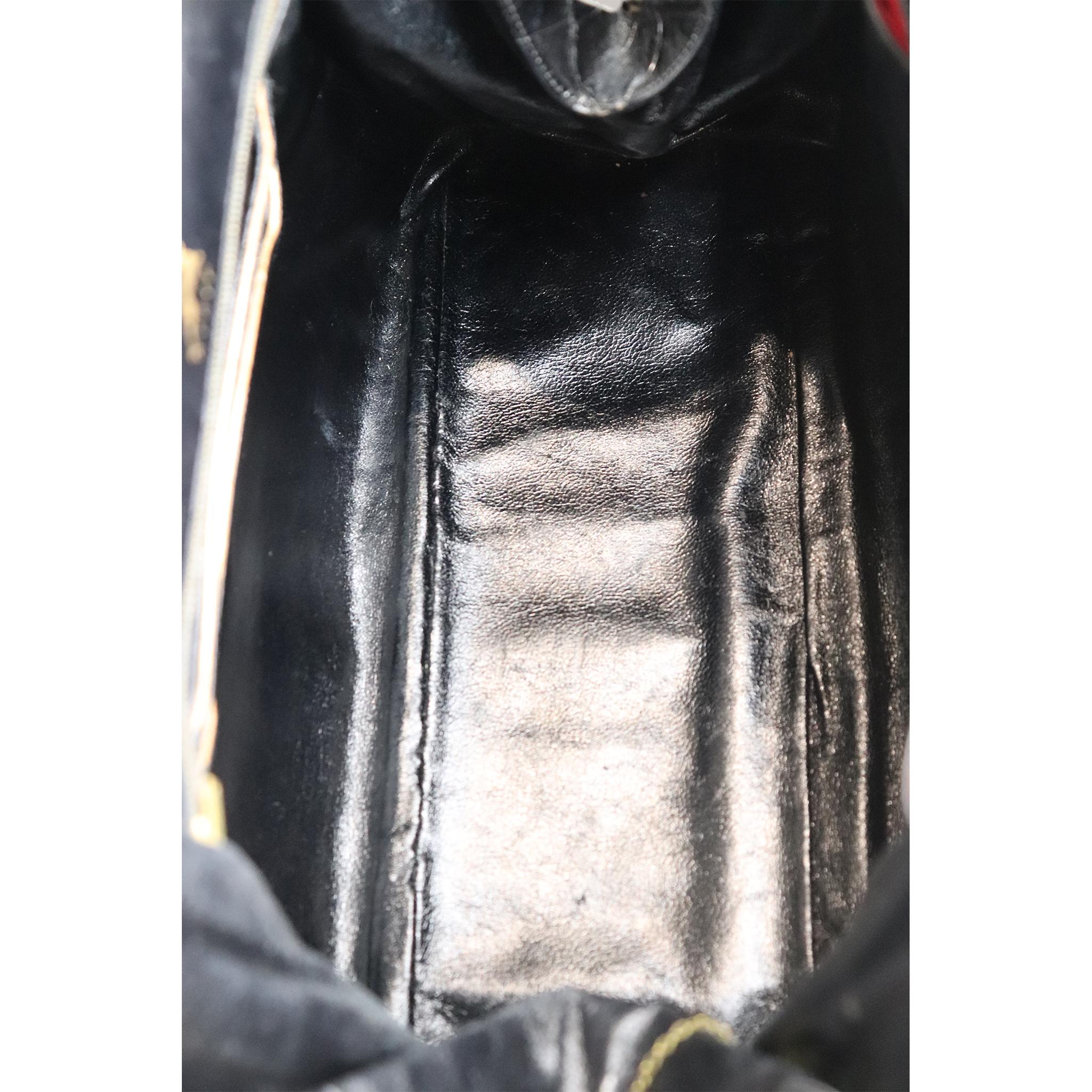 Koret Black Alligator Large Top Handle Bag For Sale 3