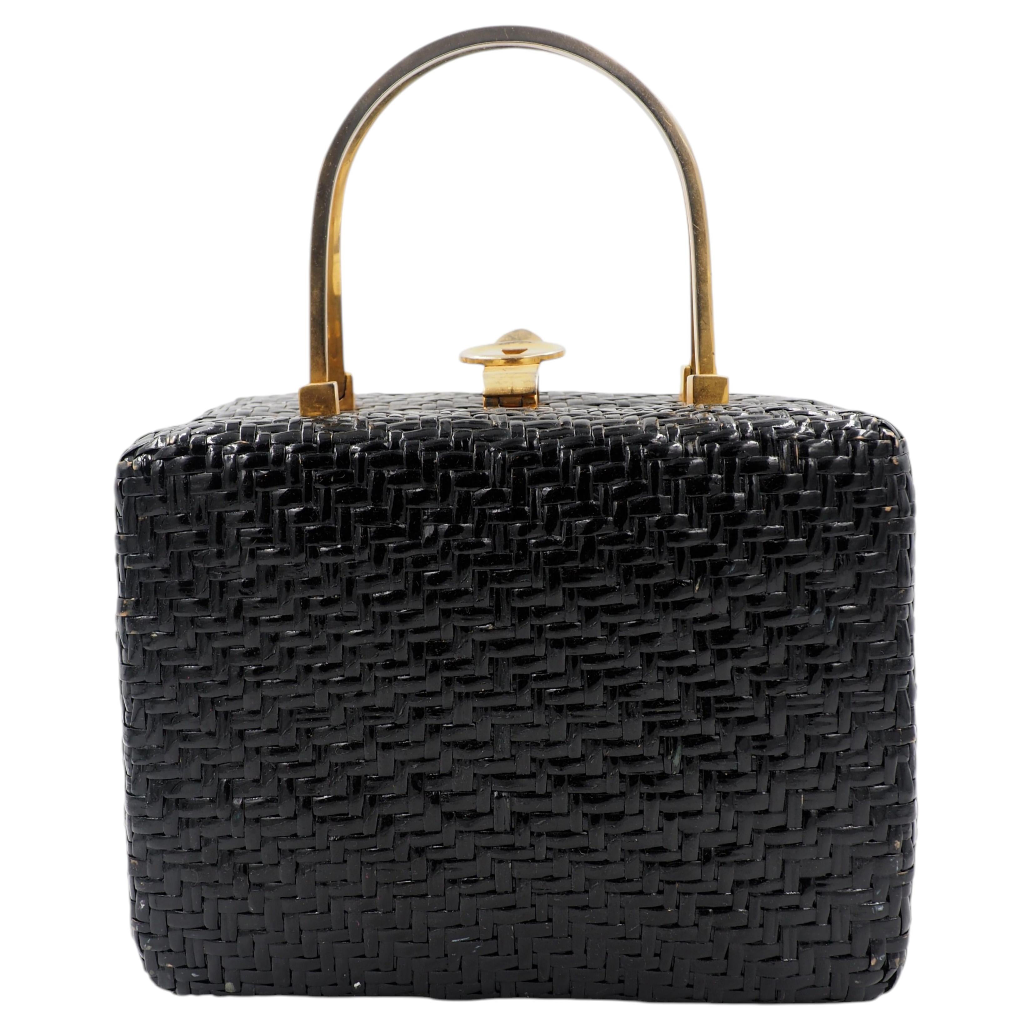 Sac à main rectangulaire en osier noir Koret avec finitions dorées en vente