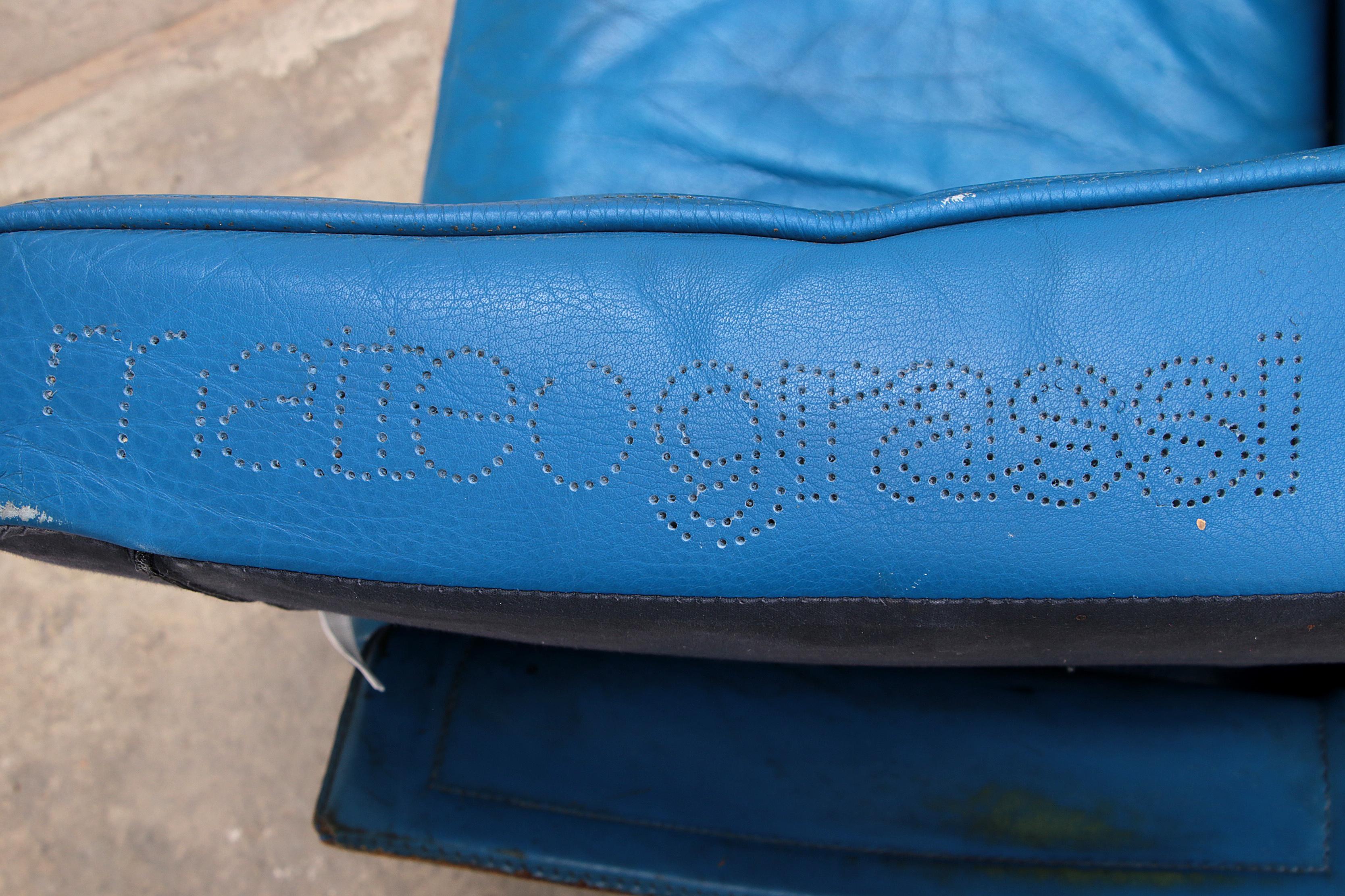 Korium 2-seater sofa blue leather Tito Agnoli for Matteo Grassi, 1970 10