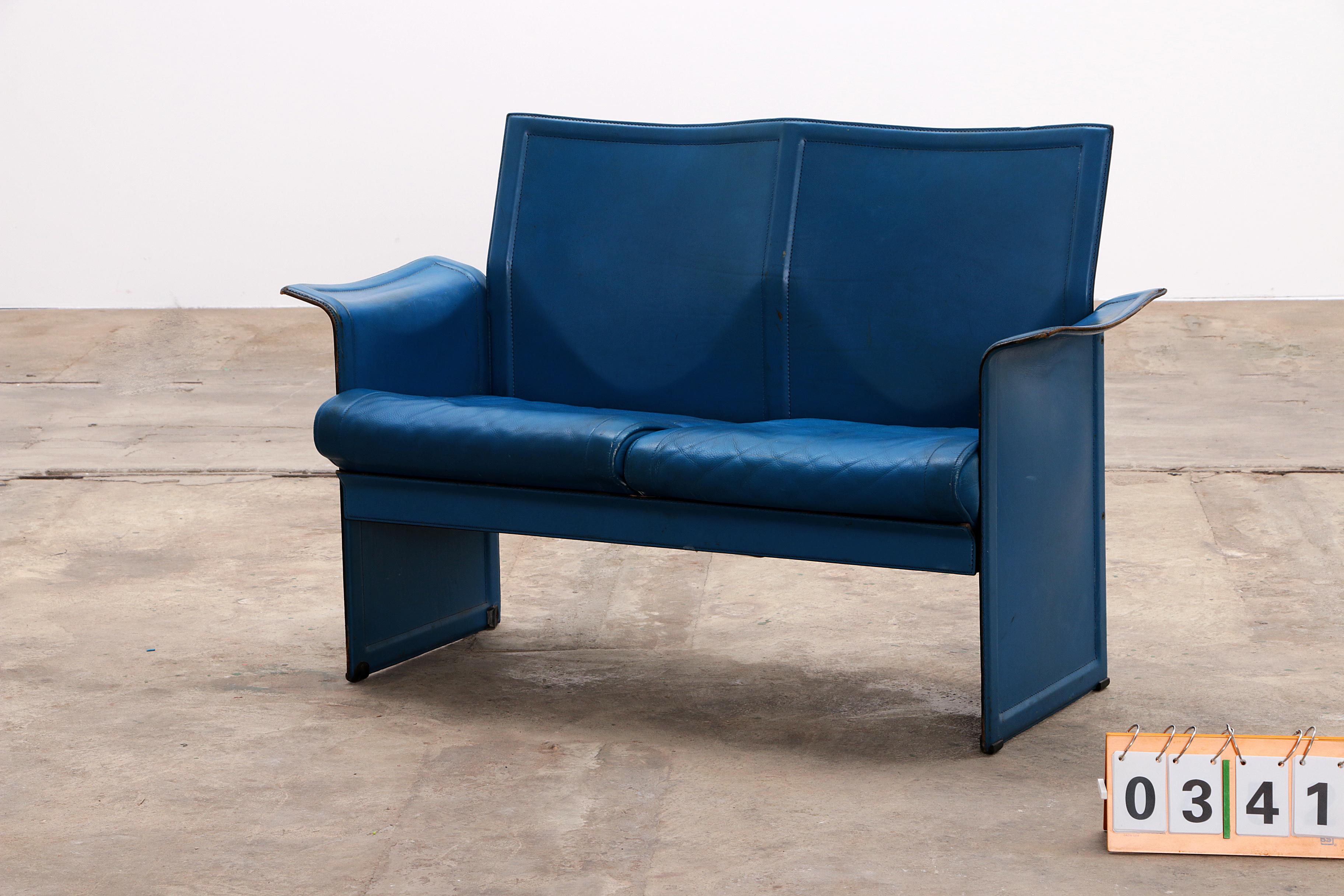 Korium 2-seater sofa blue leather Tito Agnoli for Matteo Grassi, 1970 12