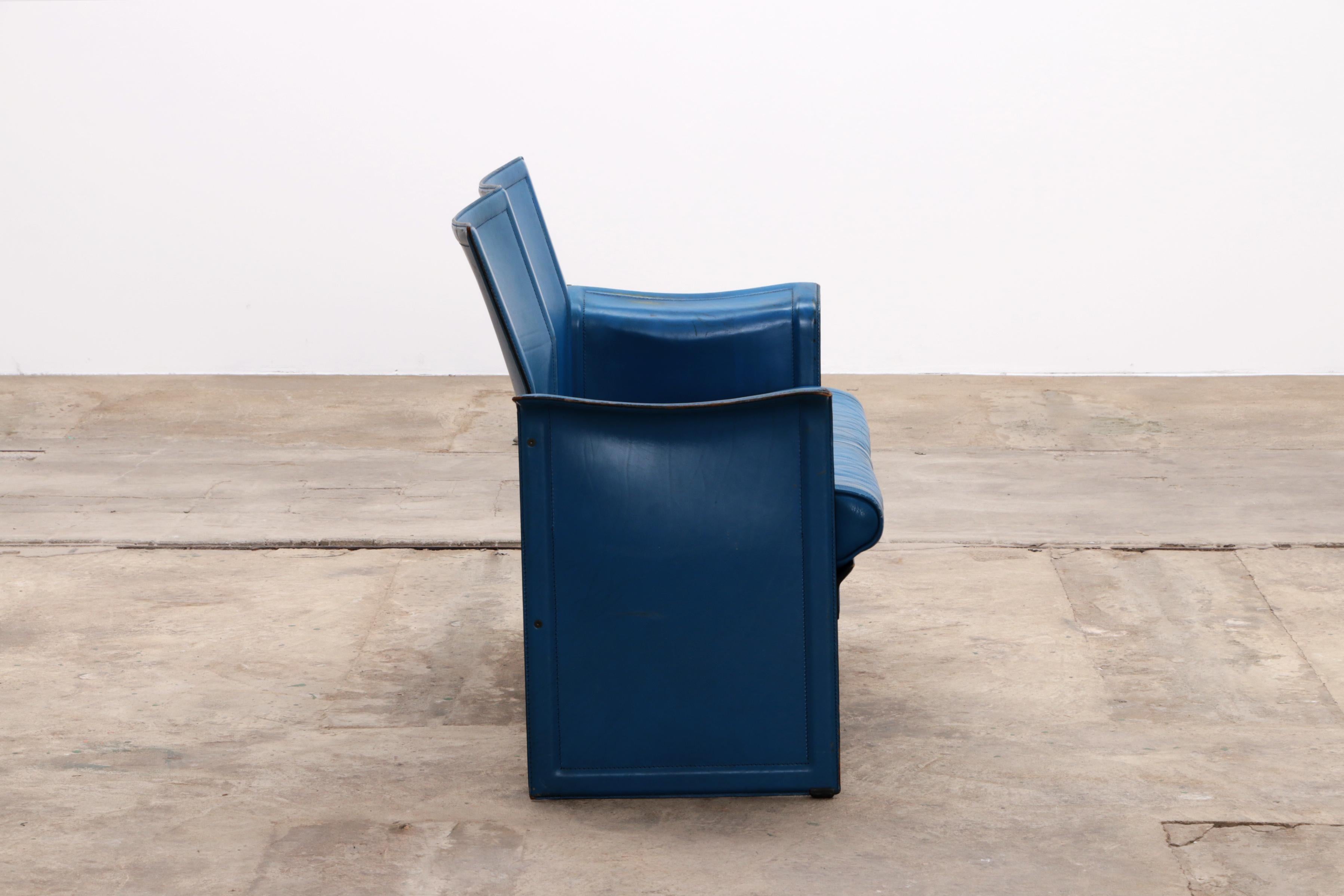 Leather Korium 2-seater sofa blue leather Tito Agnoli for Matteo Grassi, 1970