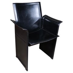 Sedia Korium in pelle nera, Tito Agnoli per Matteo Grassi, anni '80 x3