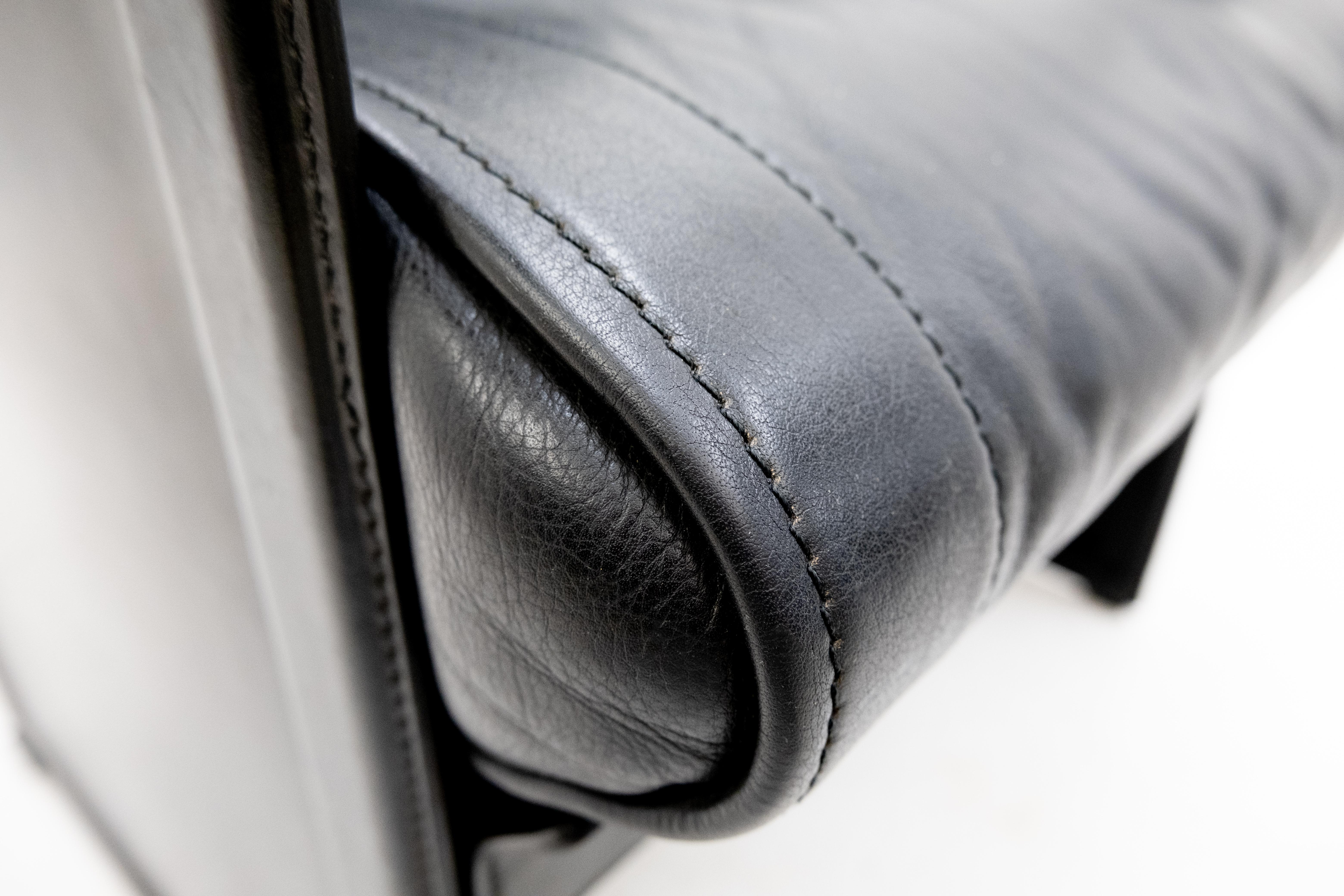 Korium Leather Armchair Tito Agnoli 1