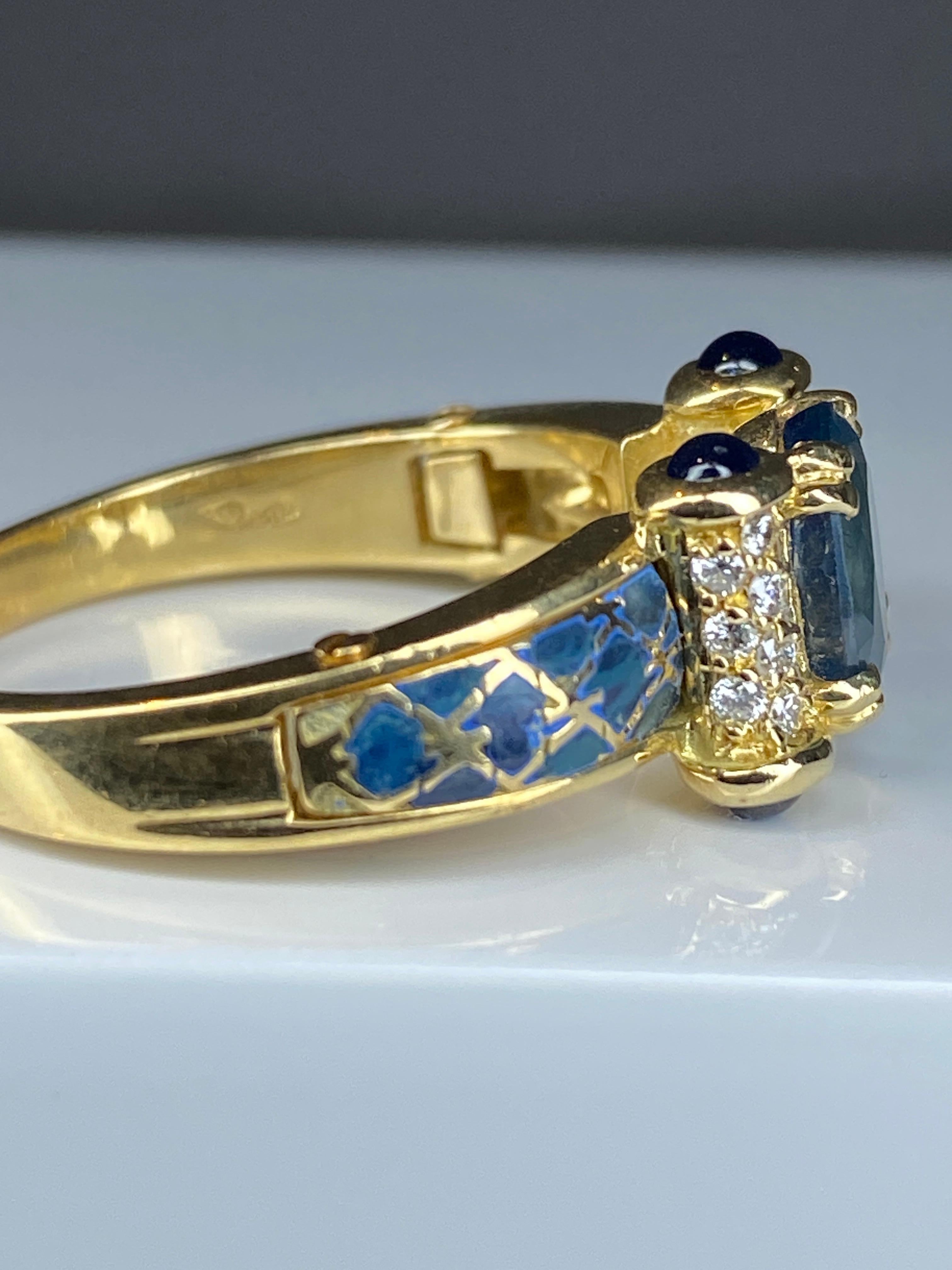 Korloff Ring in 18 Carat Gold: Sapphires, Diamonds, Blue Enamel For Sale 9
