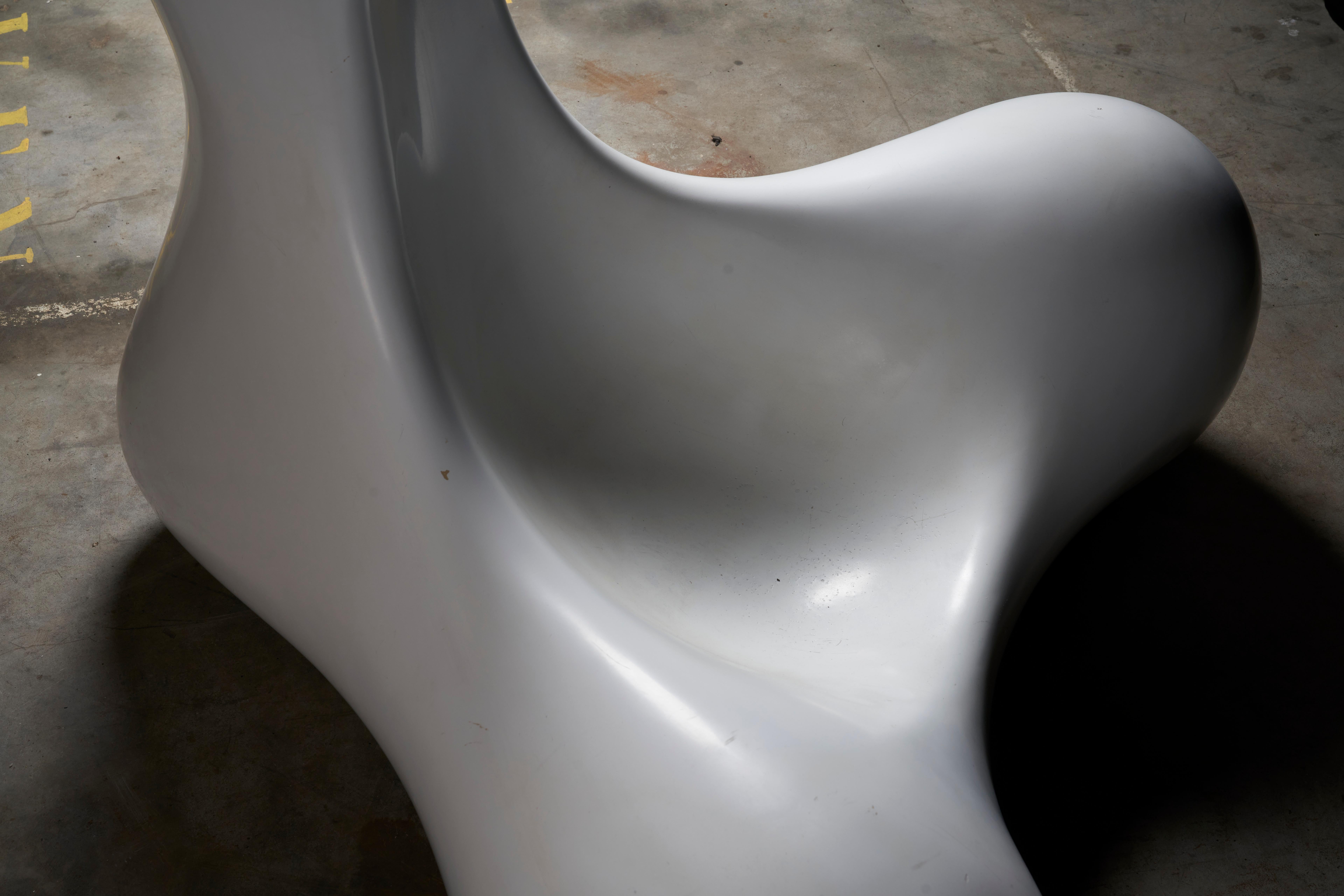 Kortekaas Chair in White Fiberglass For Sale 4