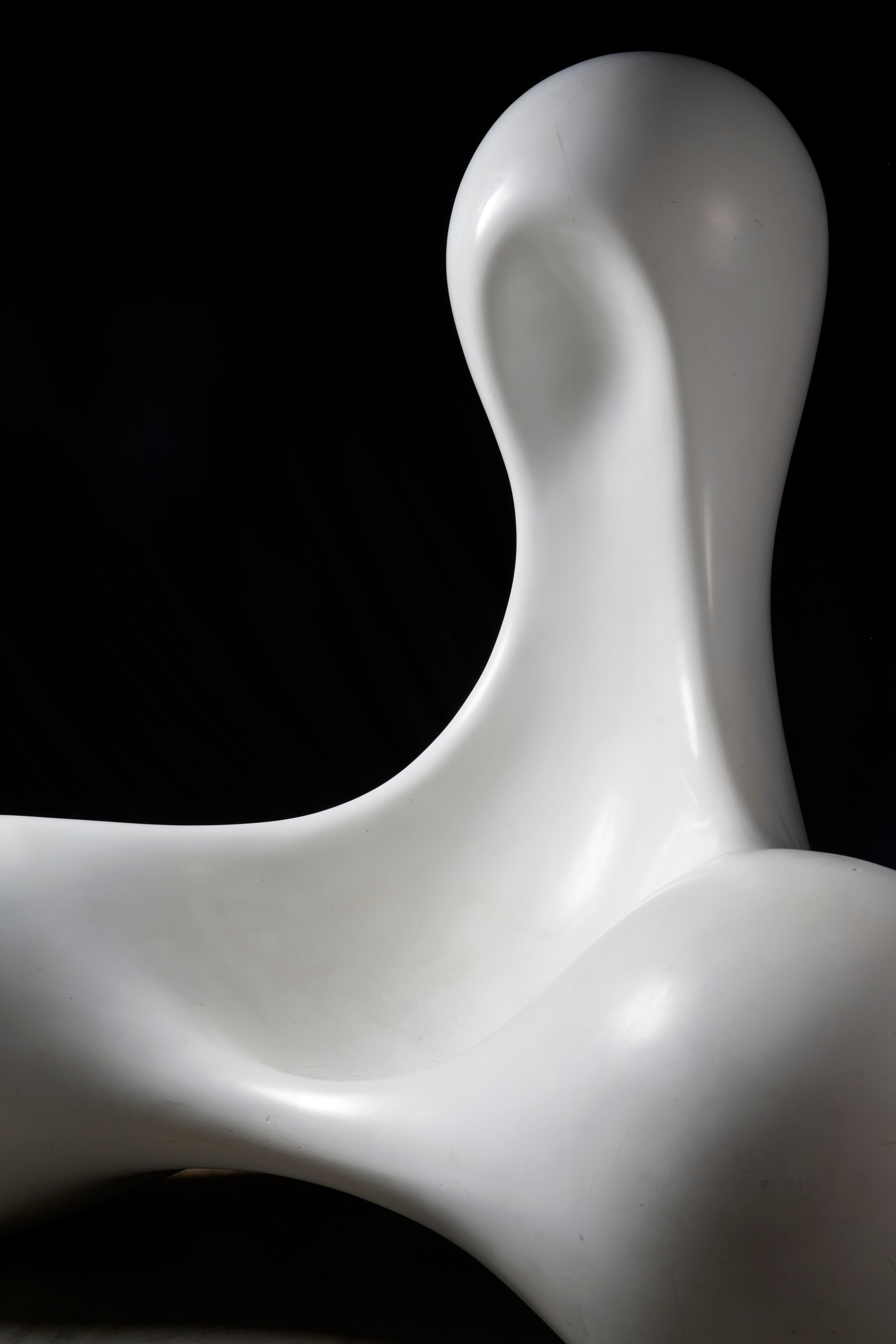 Kortekaas Chair in White Fiberglass For Sale 5