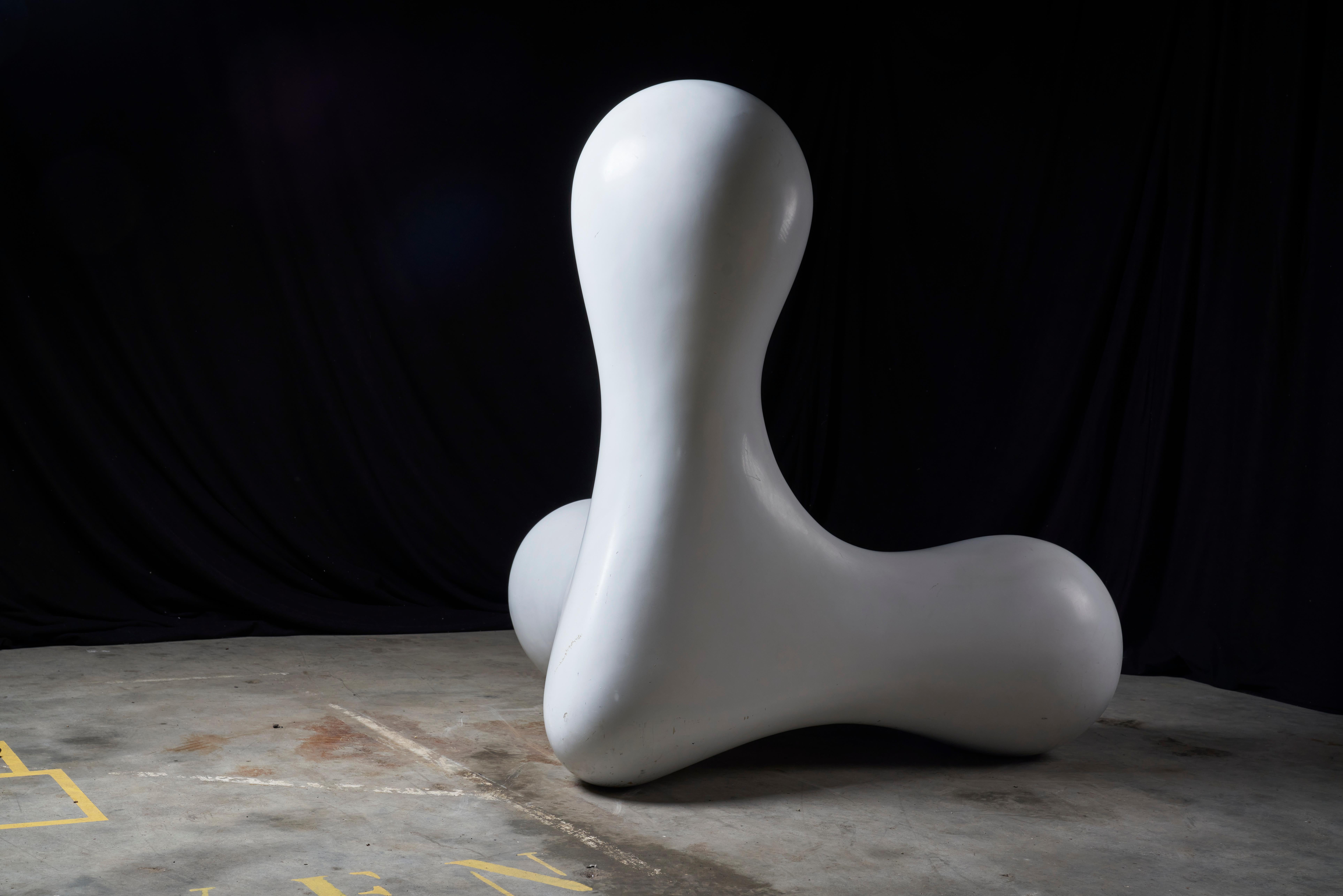 Late 20th Century Kortekaas Chair in White Fiberglass For Sale