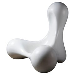 Kortekaas Chair in White Fiberglass