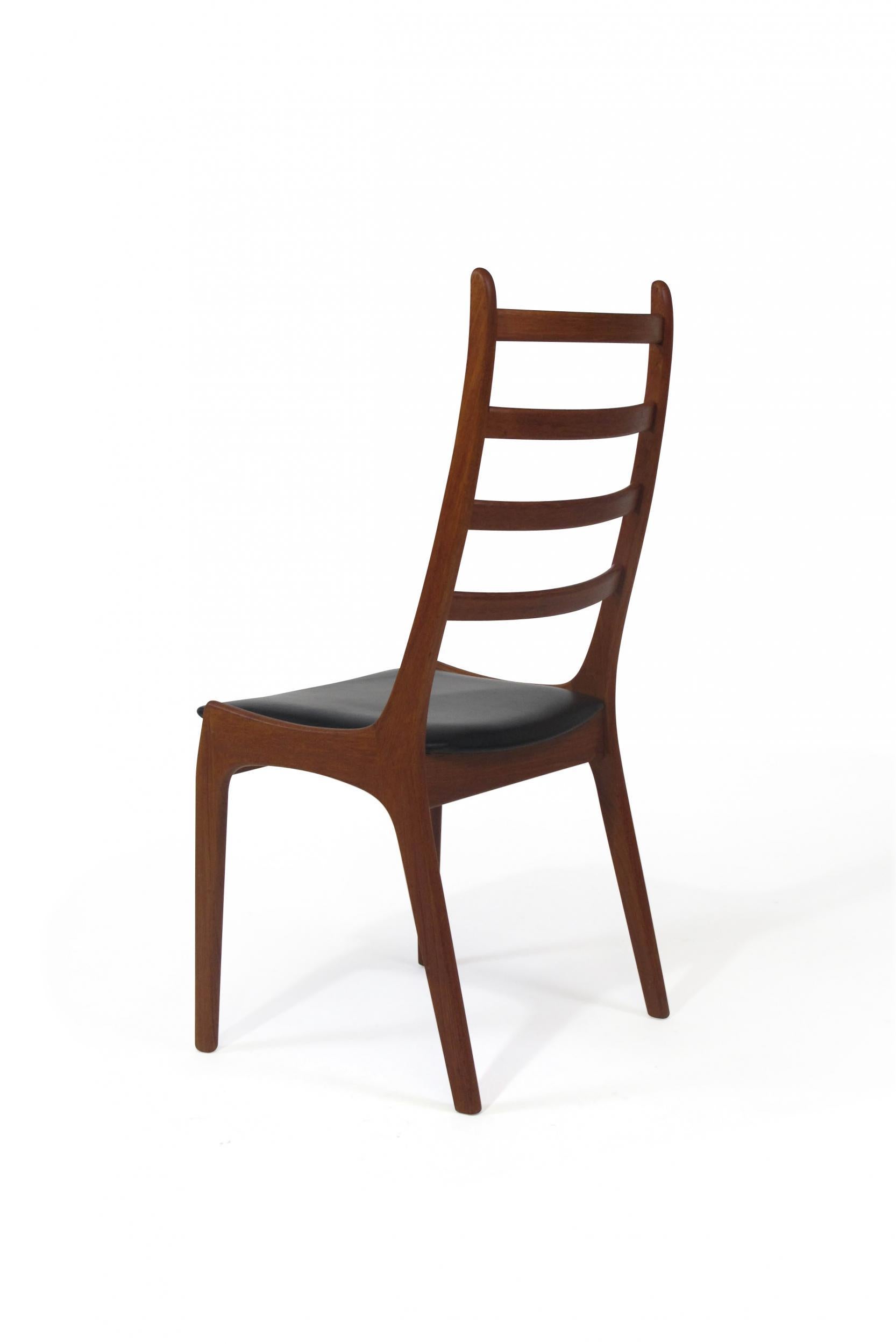 Korup Stolefabrik Danish Teak High-Back Dining Chairs In Good Condition In Oakland, CA
