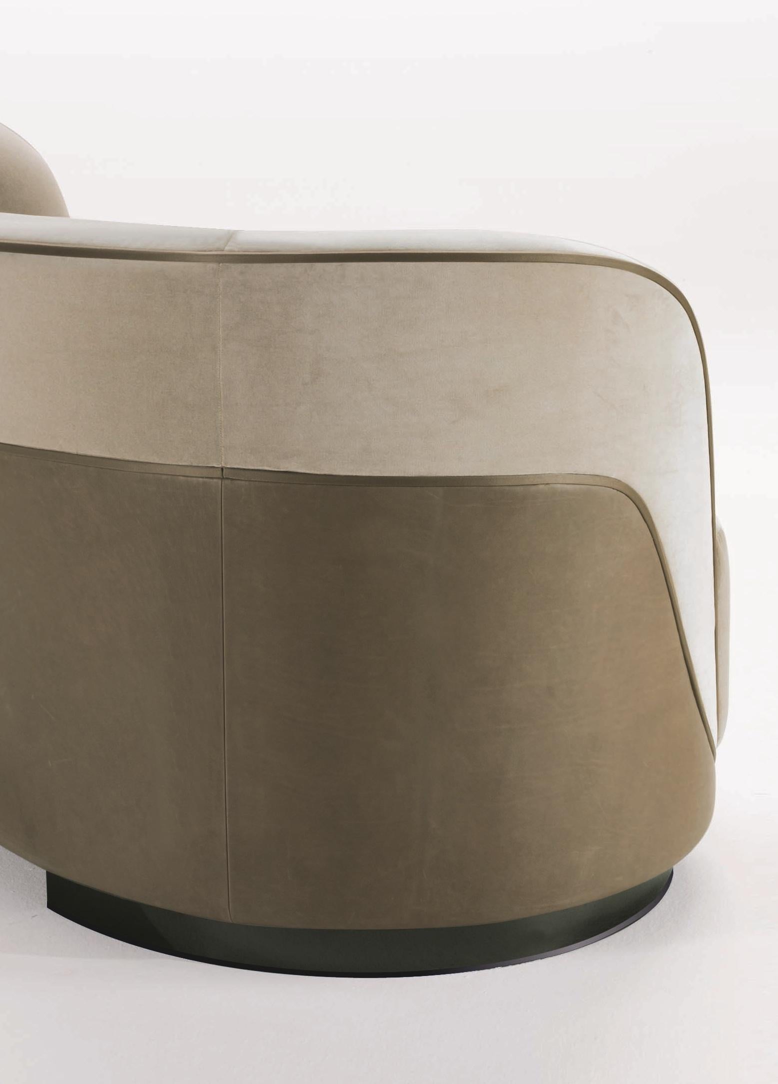 Italian Kos, Orsi, Daniel Kostiuc, K-Sofa, Polished Black Nickel, Beige Fabric & Leather For Sale