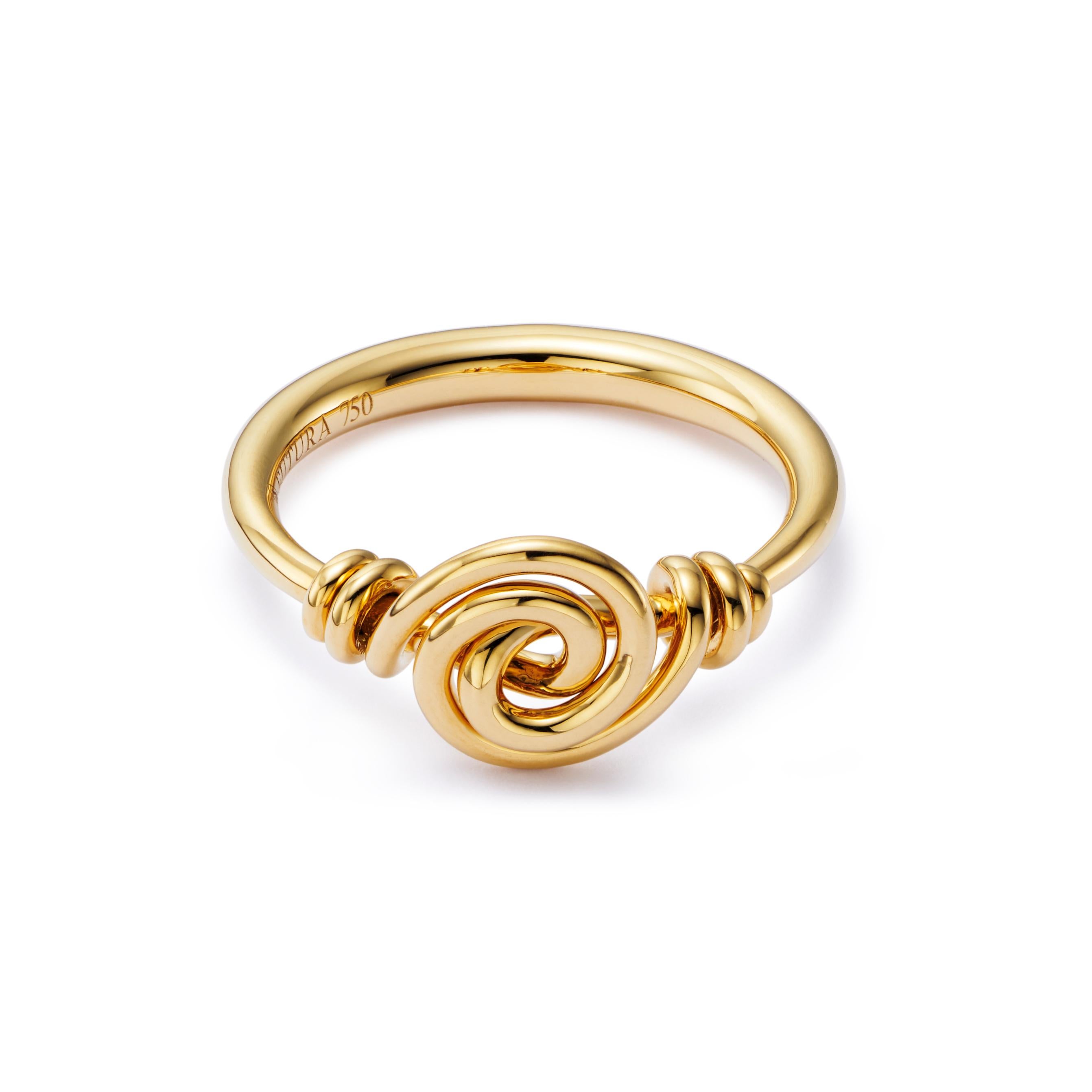 For Sale:  Kosmis Spiral Javanese Signet Ring 18 Karat Fairmined Ecological Yellow Gold 2