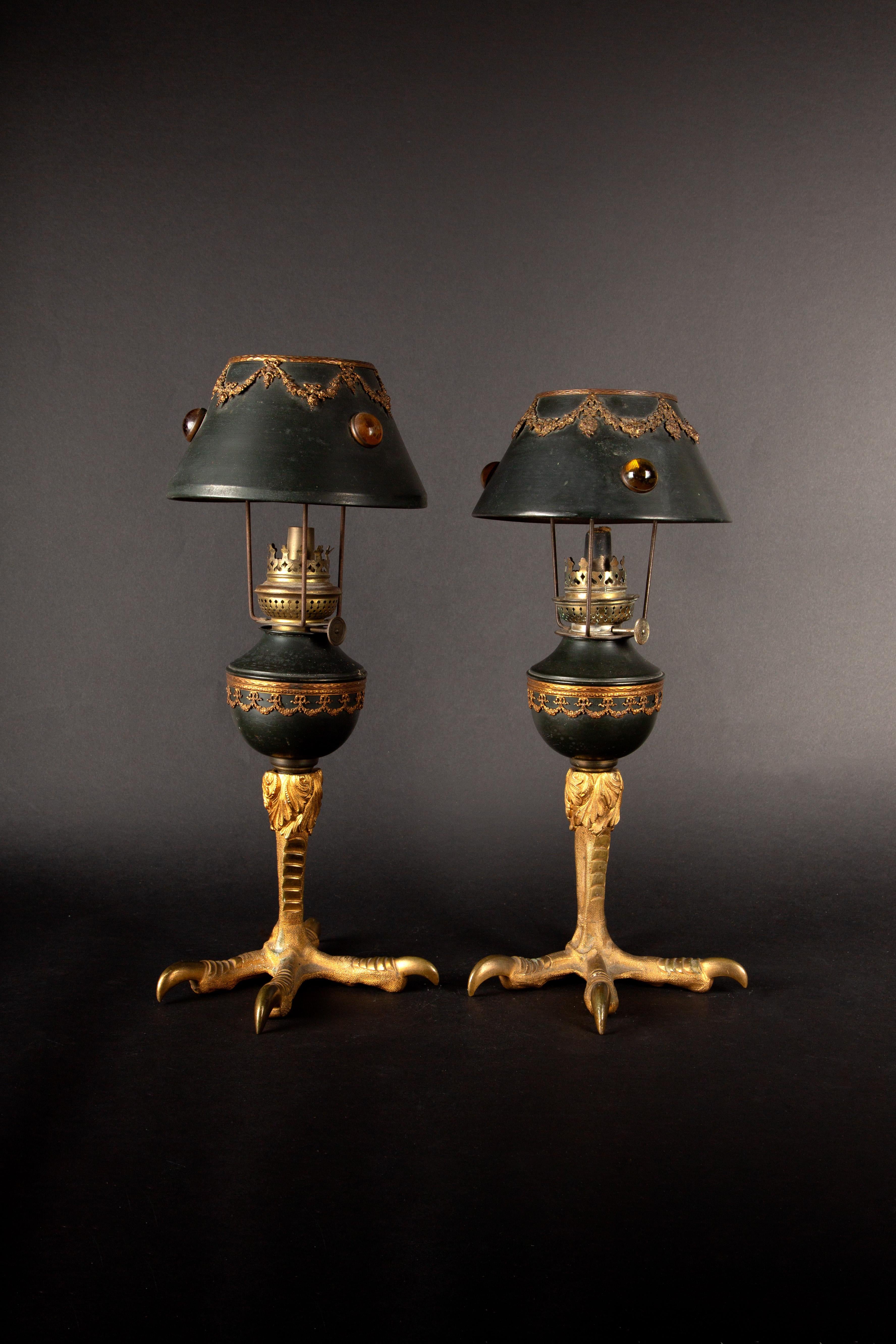 Kosmos Brenner French Oil Lamps on Bronze Gilt Eagle Claws In Good Condition For Sale In New York, NY