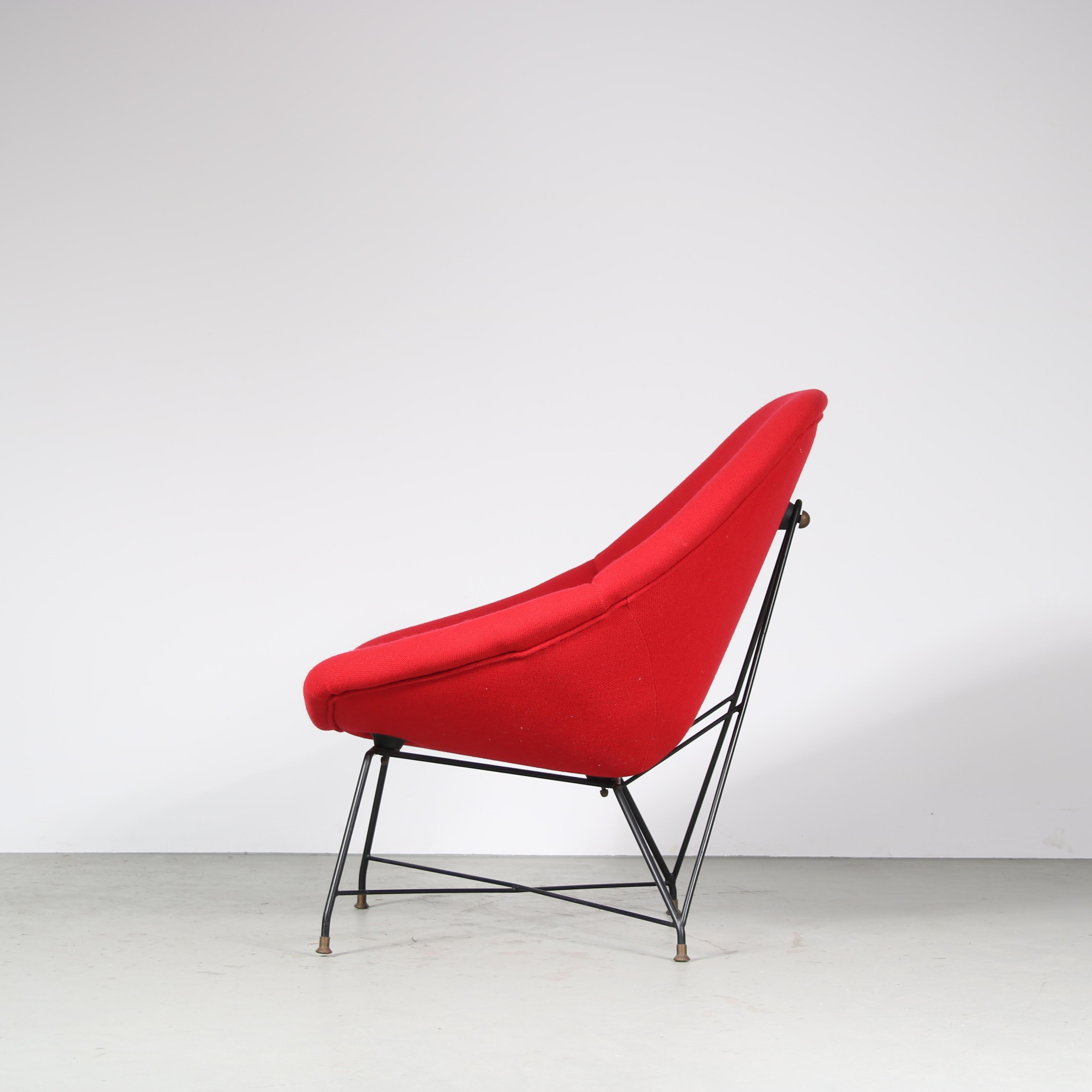 “Kosmos” Chair by Augusto Bozzi for Saporiti, Italy 1950 In Good Condition For Sale In Amsterdam, NL
