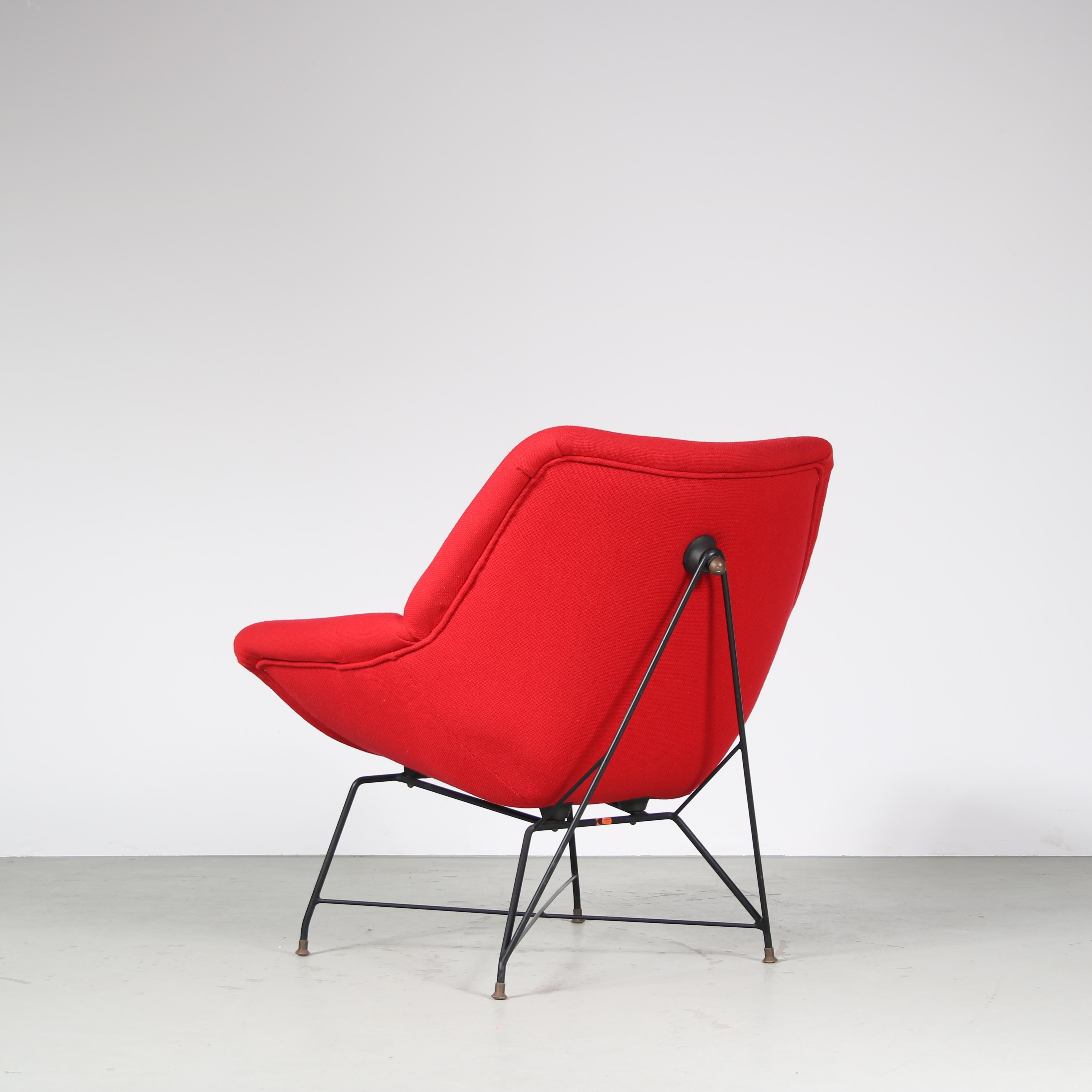 Mid-20th Century “Kosmos” Chair by Augusto Bozzi for Saporiti, Italy 1950