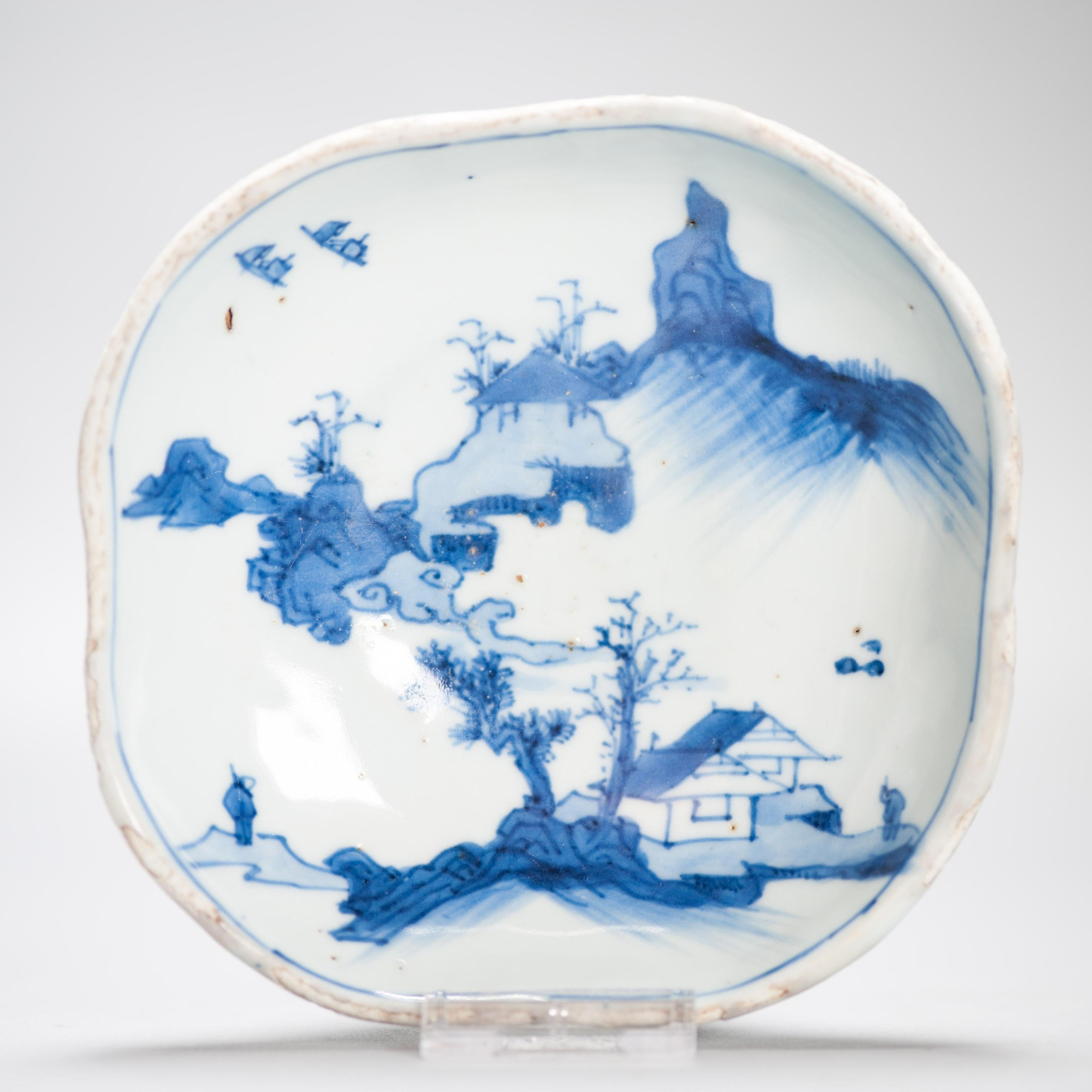 

Sharing with you this lovely and unusual Chinese porcelain Kaiseki dish from the late Ming period, Tianqi/Chongzhen period most. Jingdezhen made for the Japanese market.

Origin: China⁠
⁠Age; early 17th century⁠
Size: 14x4CM