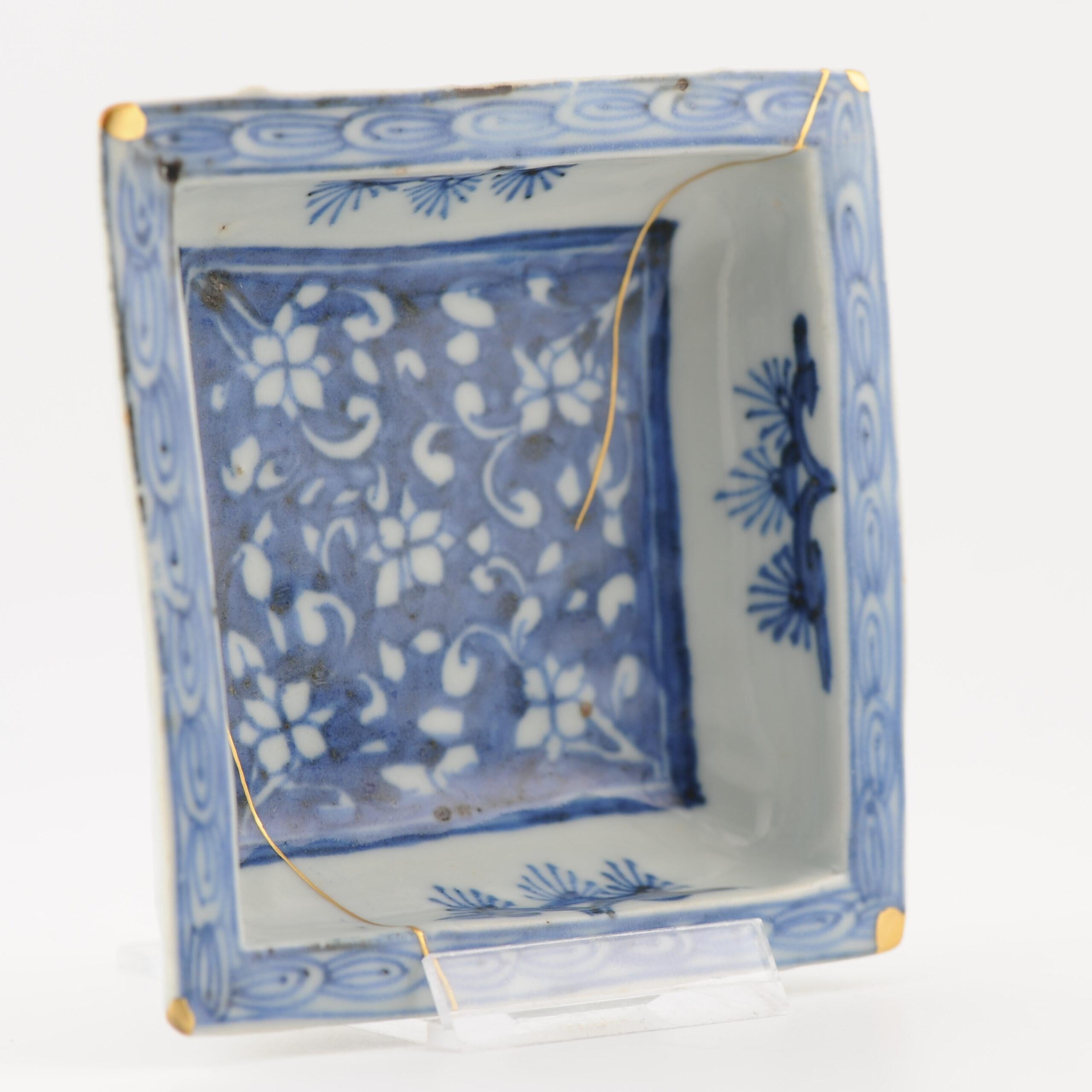 18th Century and Earlier Kosometsuke Antique Chinese Porcelain 17c Ming Dynasty serving dish Kintsugi