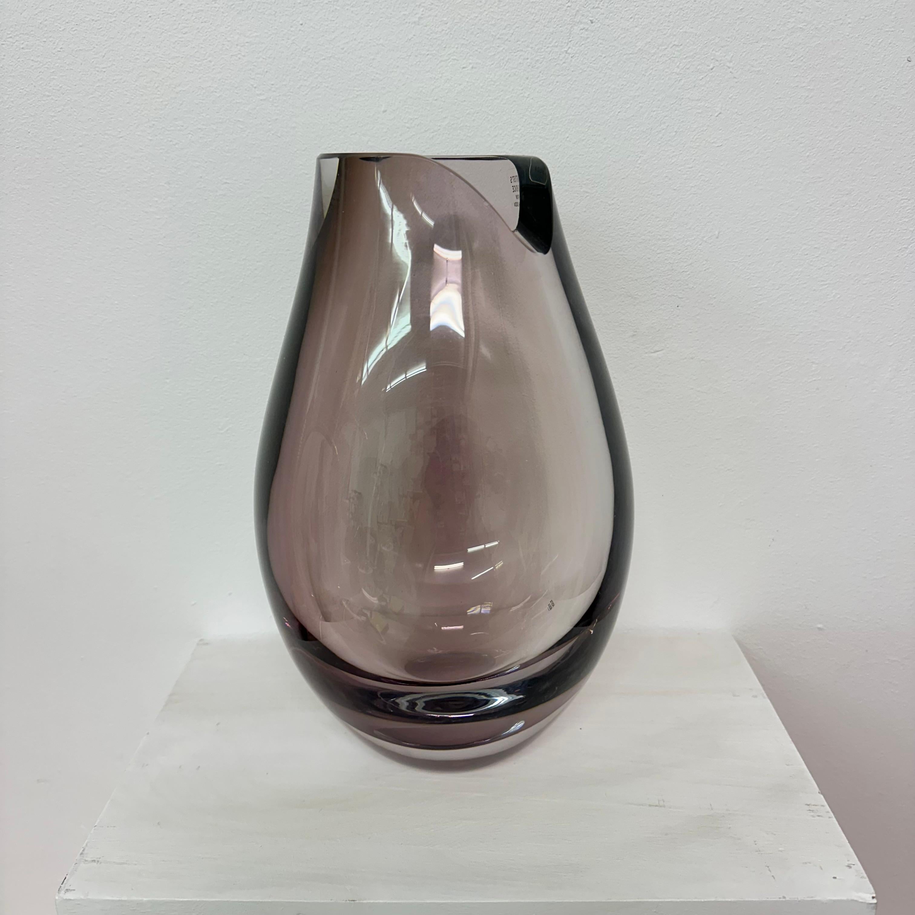 Vaso in vetro artistico Kosta Boda 