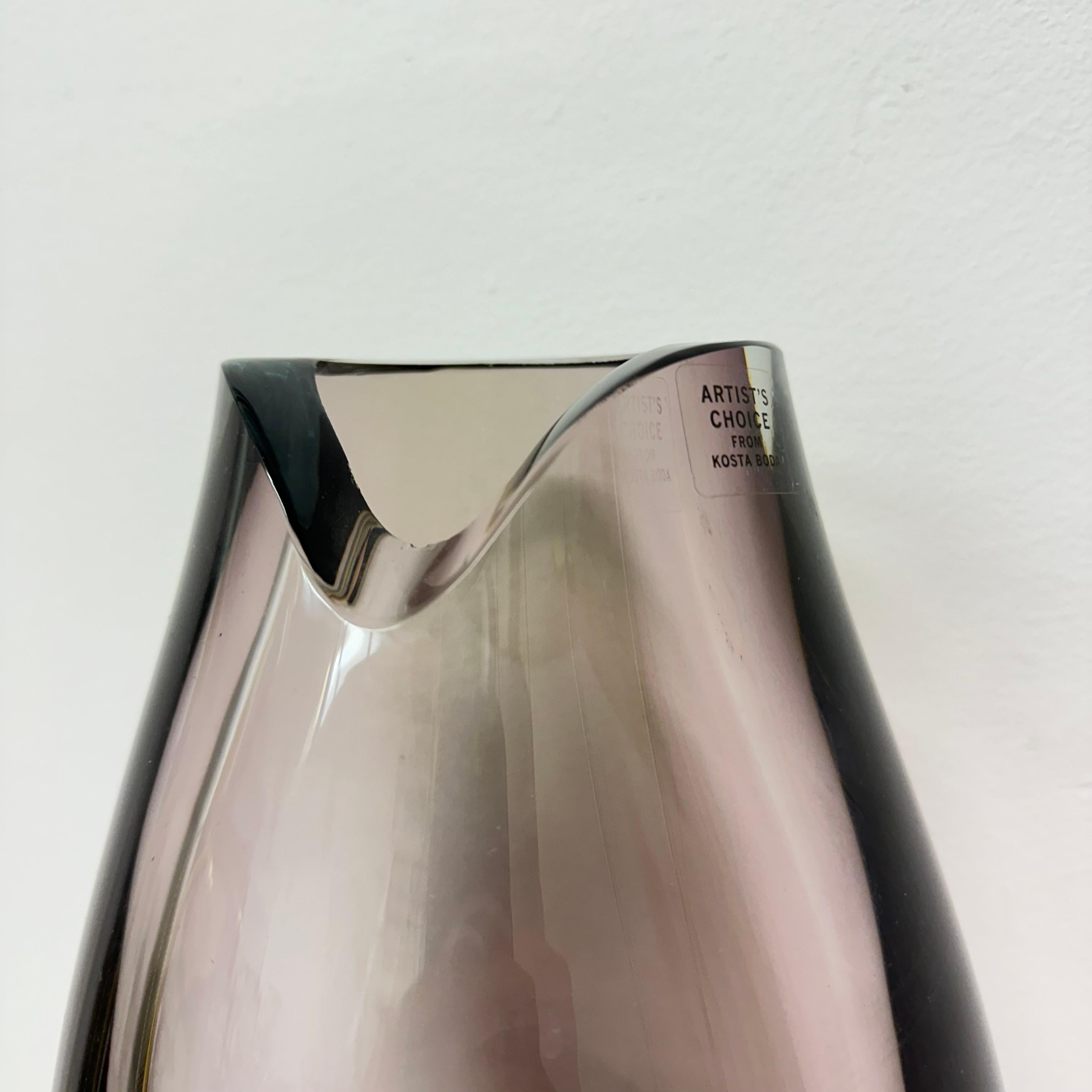Vaso in vetro artistico Kosta Boda 