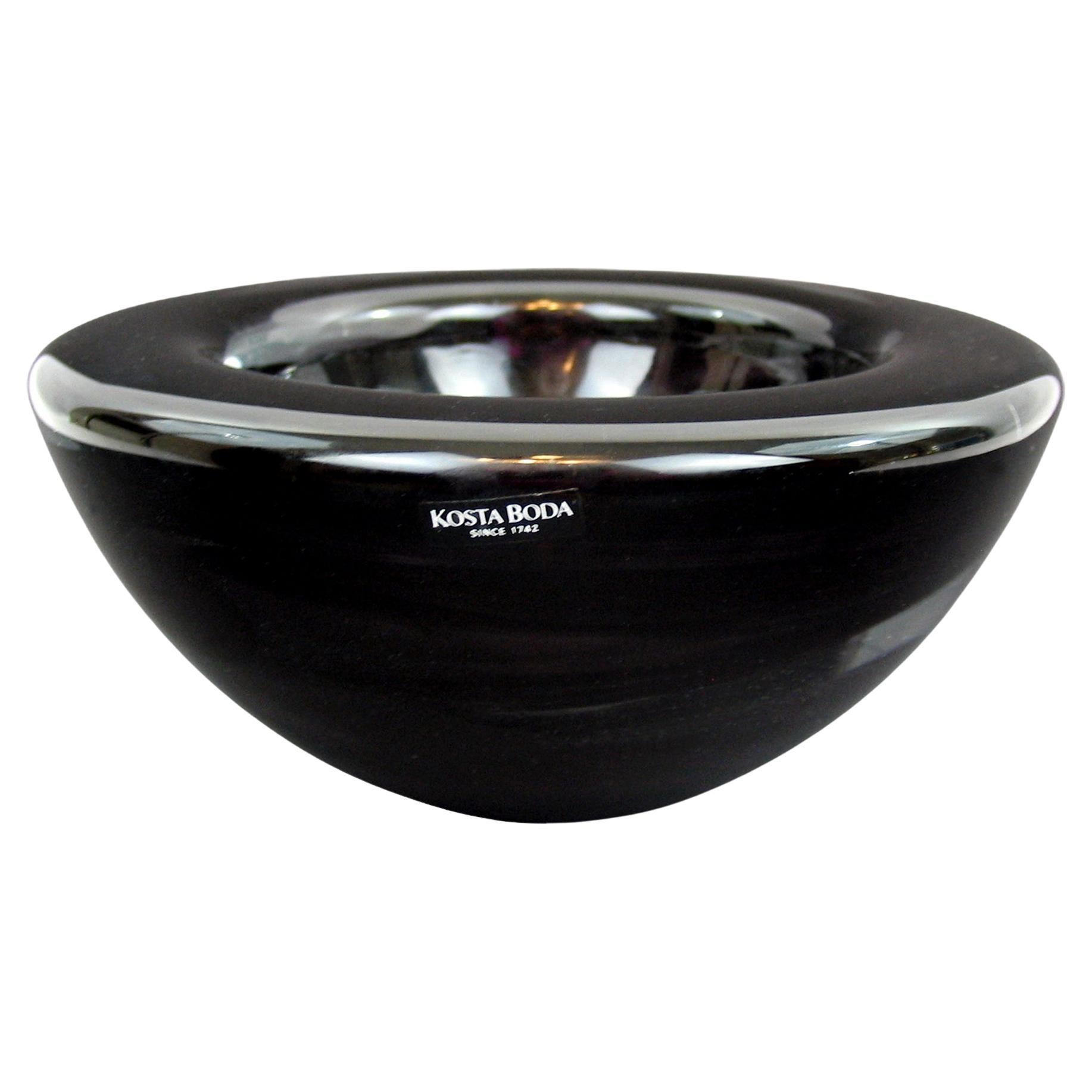 Kosta Boda Atoll Schwarze große Schale Design Anna Ehrner