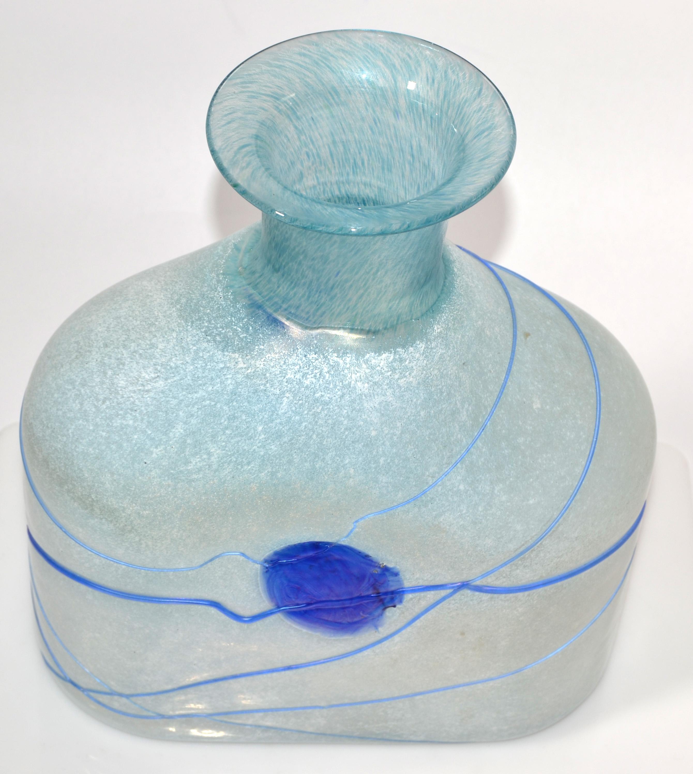Kosta Boda Bertil Vallien Blue Galaxy Art Glass Vase Decanter Scandinavian 1950  In Good Condition For Sale In Miami, FL